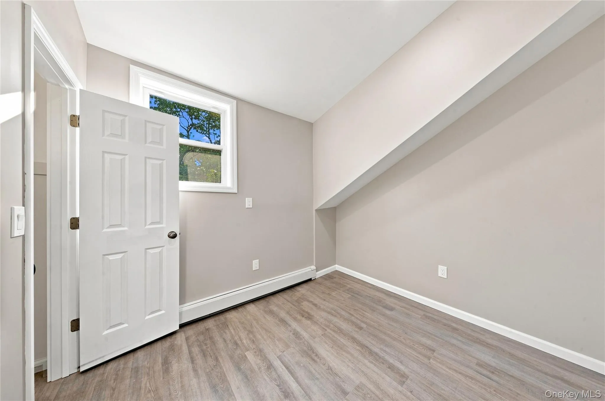 16 West Drive, Islip, NY, 5 Bedrooms Bedrooms, 9 Rooms Rooms,3 BathroomsBathrooms,Residential,For Rent,West,0,1040683 16 West Drive, Islip, NY, 5 Bedrooms Bedrooms, 9 Rooms Rooms,3 BathroomsBathrooms,Residential,For Rent,West,0,1040683