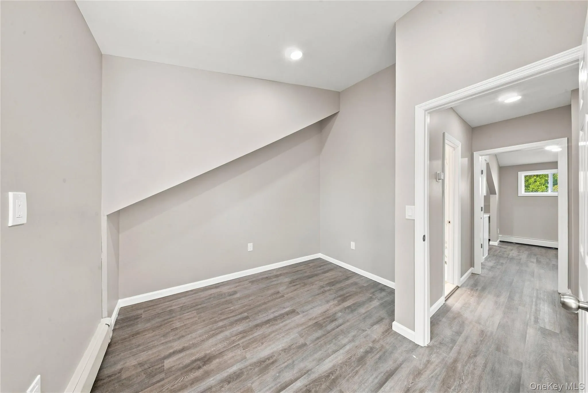 16 West Drive, Islip, NY, 5 Bedrooms Bedrooms, 9 Rooms Rooms,3 BathroomsBathrooms,Residential,For Rent,West,0,1040683 16 West Drive, Islip, NY, 5 Bedrooms Bedrooms, 9 Rooms Rooms,3 BathroomsBathrooms,Residential,For Rent,West,0,1040683