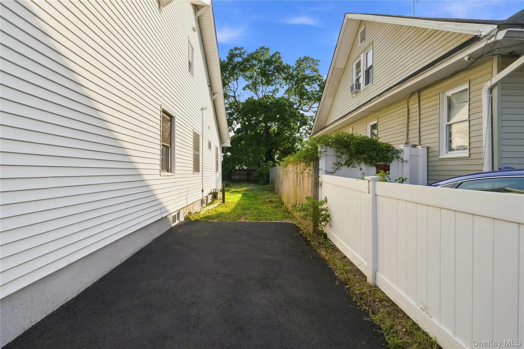 16 West Drive, Islip, NY, 5 Bedrooms Bedrooms, 9 Rooms Rooms,3 BathroomsBathrooms,Residential,For Rent,West,0,1040683 16 West Drive, Islip, NY, 5 Bedrooms Bedrooms, 9 Rooms Rooms,3 BathroomsBathrooms,Residential,For Rent,West,0,1040683