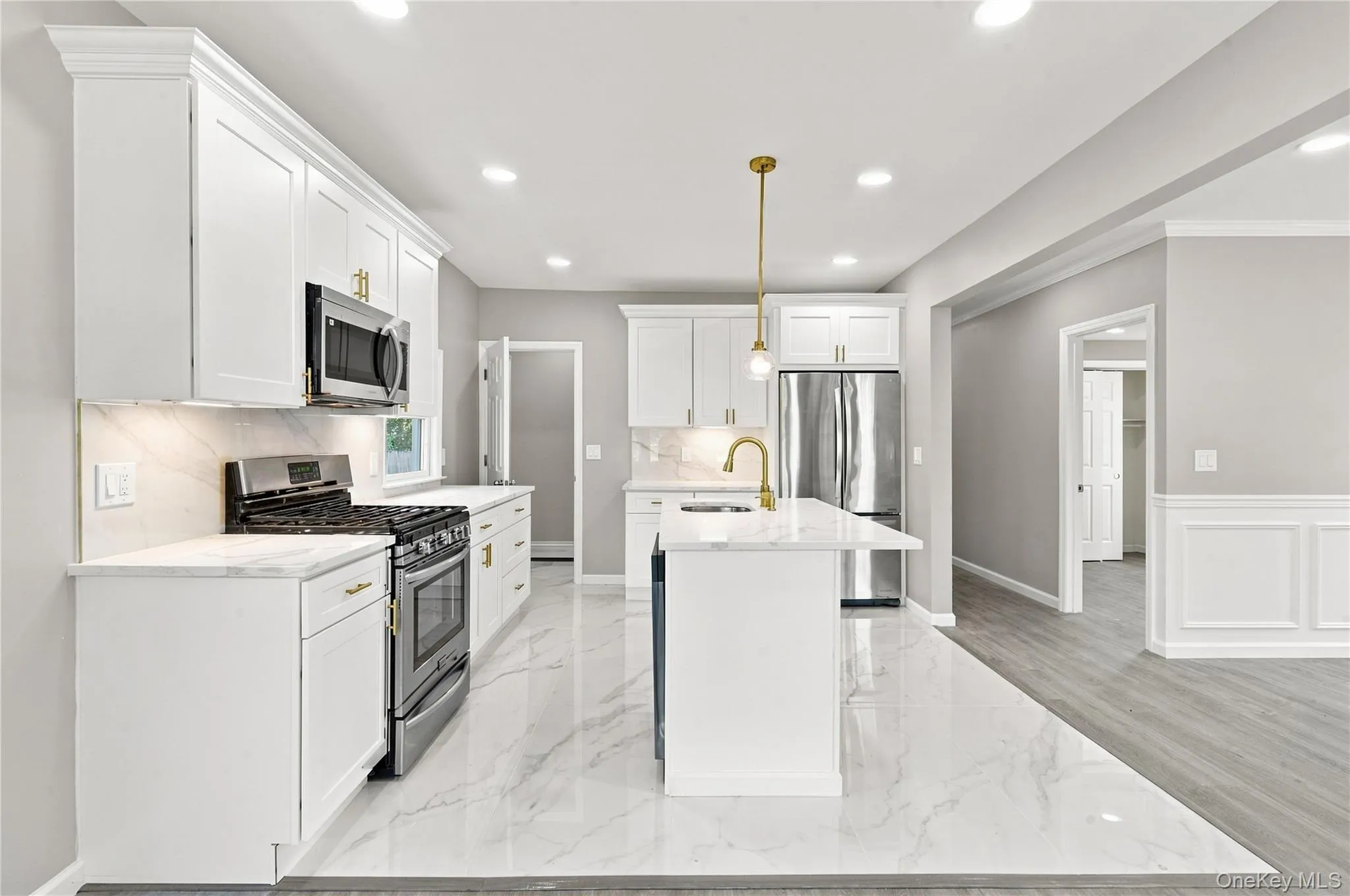 16 West Drive, Islip, NY, 5 Bedrooms Bedrooms, 9 Rooms Rooms,3 BathroomsBathrooms,Residential,For Rent,West,0,1040683 16 West Drive, Islip, NY, 5 Bedrooms Bedrooms, 9 Rooms Rooms,3 BathroomsBathrooms,Residential,For Rent,West,0,1040683