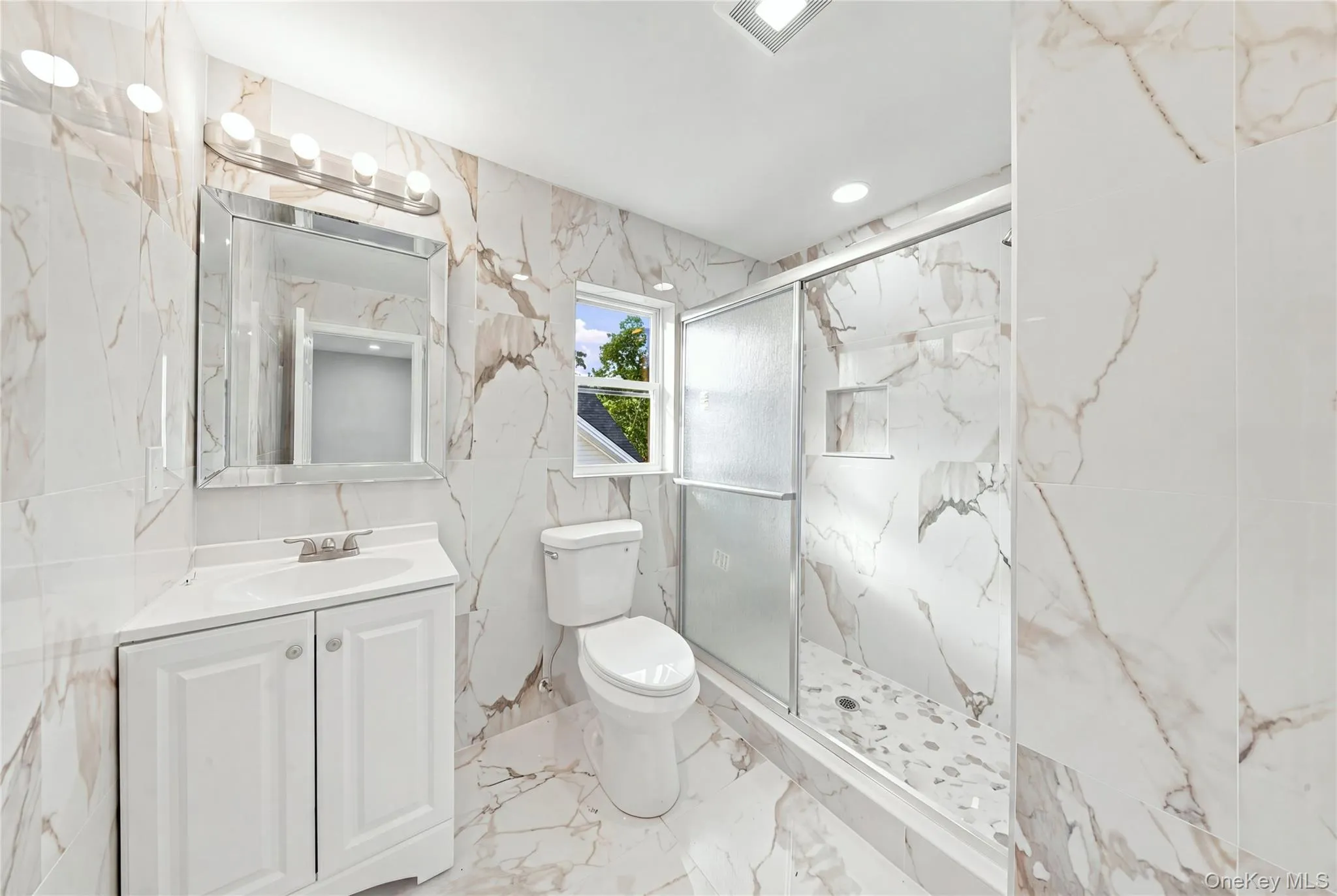 16 West Drive, Islip, NY, 5 Bedrooms Bedrooms, 9 Rooms Rooms,3 BathroomsBathrooms,Residential,For Rent,West,0,1040683 16 West Drive, Islip, NY, 5 Bedrooms Bedrooms, 9 Rooms Rooms,3 BathroomsBathrooms,Residential,For Rent,West,0,1040683