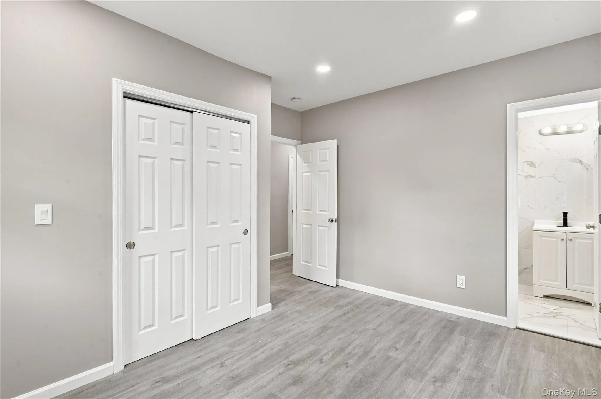 16 West Drive, Islip, NY, 5 Bedrooms Bedrooms, 9 Rooms Rooms,3 BathroomsBathrooms,Residential,For Rent,West,0,1040683 16 West Drive, Islip, NY, 5 Bedrooms Bedrooms, 9 Rooms Rooms,3 BathroomsBathrooms,Residential,For Rent,West,0,1040683