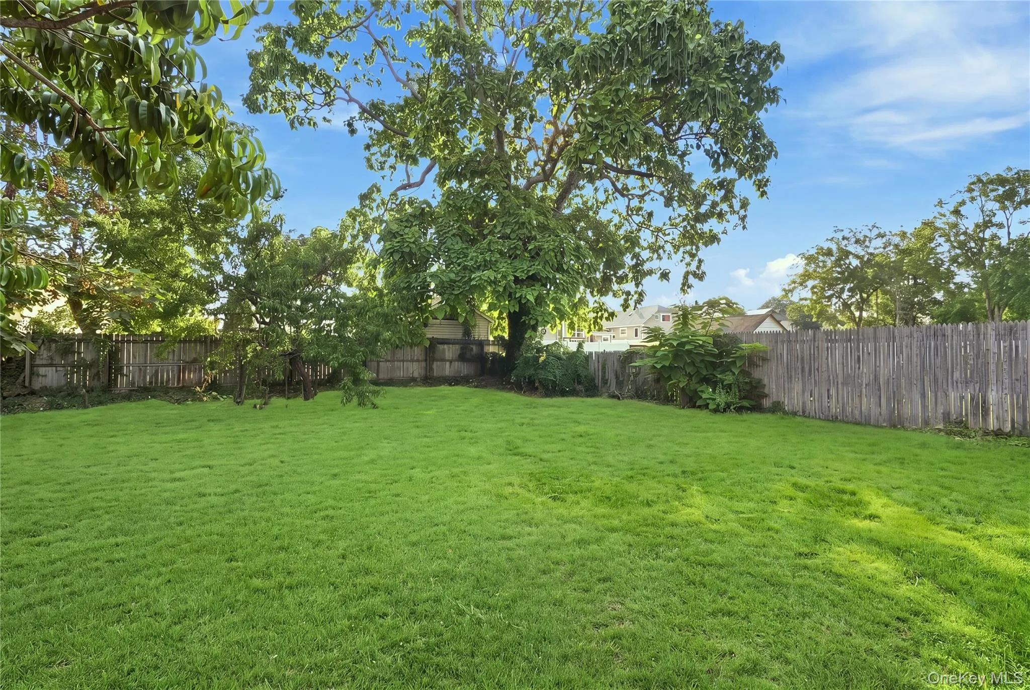16 West Drive, Islip, NY, 5 Bedrooms Bedrooms, 9 Rooms Rooms,3 BathroomsBathrooms,Residential,For Rent,West,0,1040683 16 West Drive, Islip, NY, 5 Bedrooms Bedrooms, 9 Rooms Rooms,3 BathroomsBathrooms,Residential,For Rent,West,0,1040683