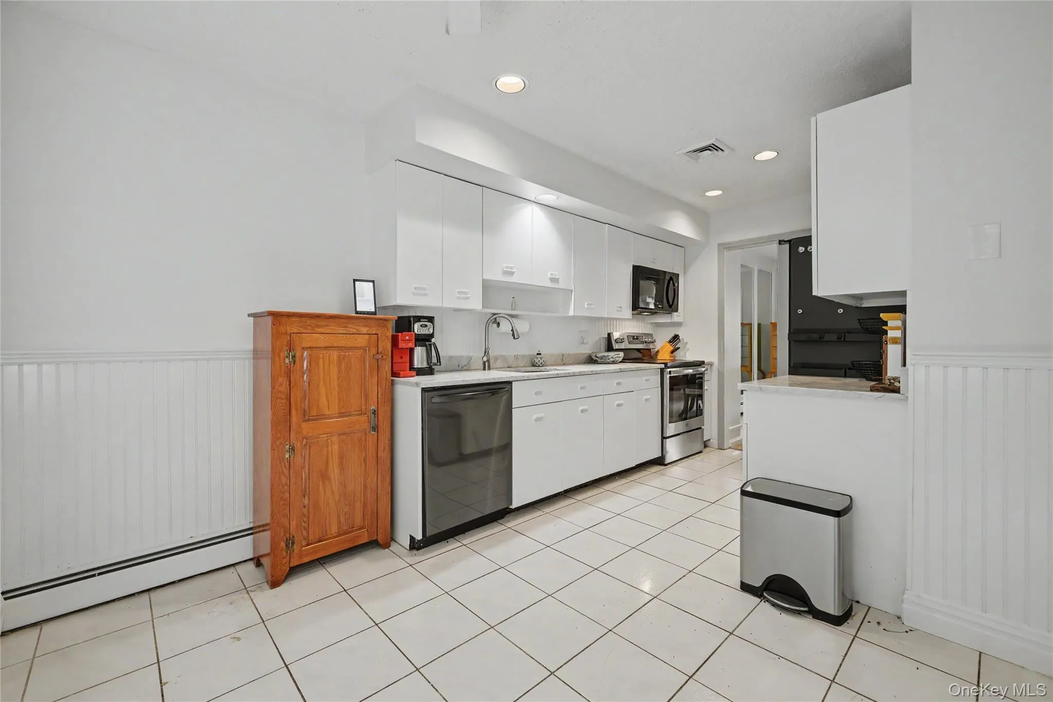 811 Eagle Bay Drive, Ossining, NY, 2 Bedrooms Bedrooms, 6 Rooms Rooms,3 BathroomsBathrooms,Residential Lease,For Rent,Eagle Bay,0,1040684 811 Eagle Bay Drive, Ossining, NY, 2 Bedrooms Bedrooms, 6 Rooms Rooms,3 BathroomsBathrooms,Residential Lease,For Rent,Eagle Bay,0,1040684