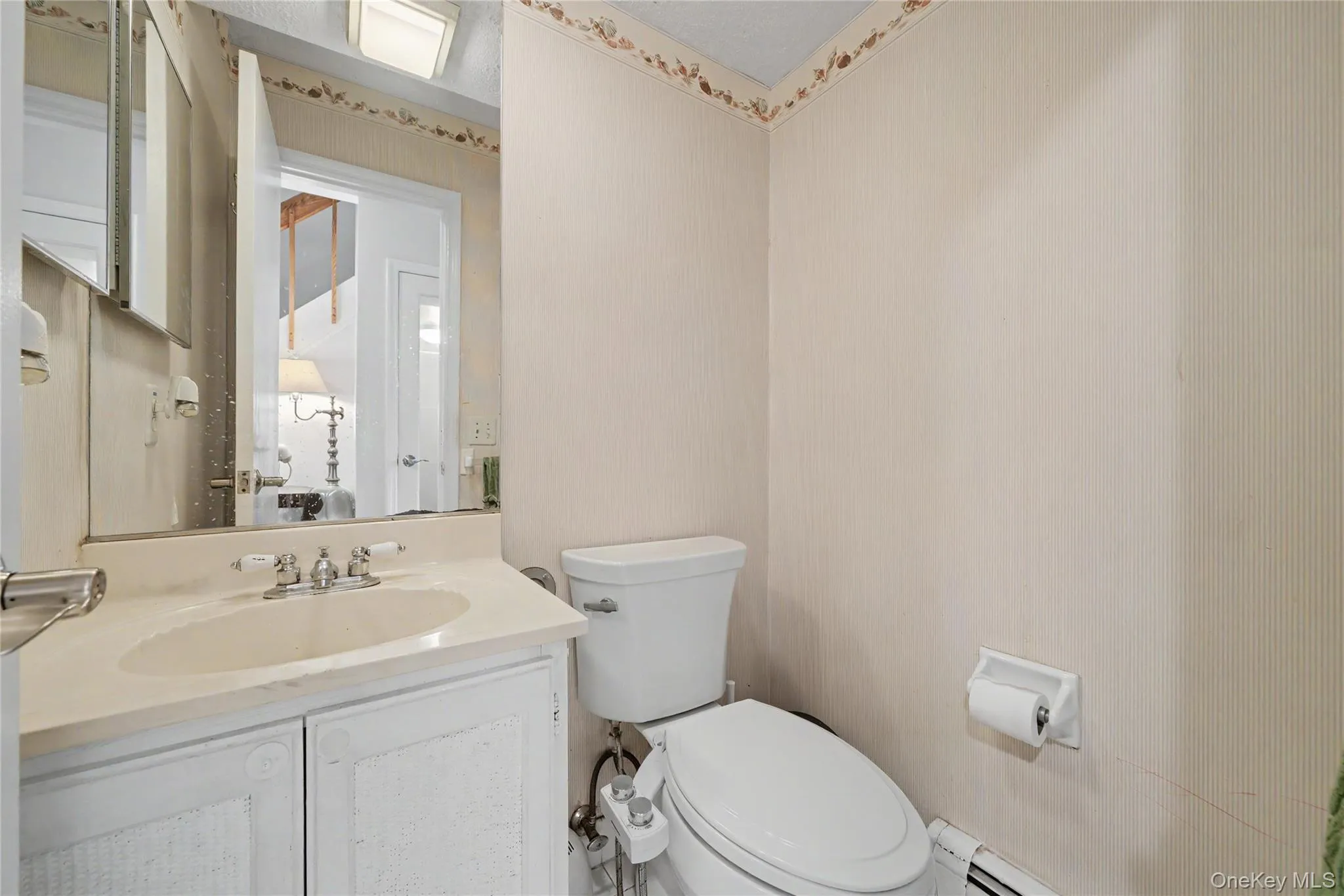 half bath on main level half bath on main level