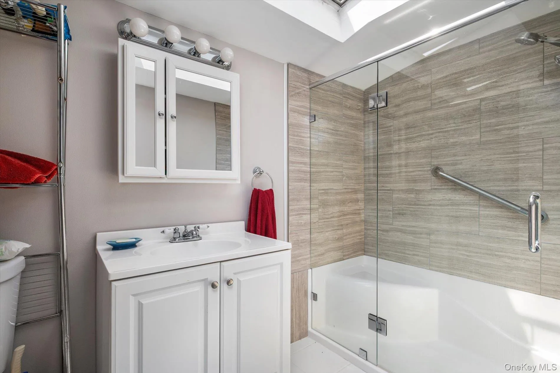 320 Brooklyn Avenue, Oyster Bay, NY, 4 Bedrooms Bedrooms, 2 Rooms Rooms,2 BathroomsBathrooms,Residential,For Rent,Brooklyn,0,1040692 320 Brooklyn Avenue, Oyster Bay, NY, 4 Bedrooms Bedrooms, 2 Rooms Rooms,2 BathroomsBathrooms,Residential,For Rent,Brooklyn,0,1040692