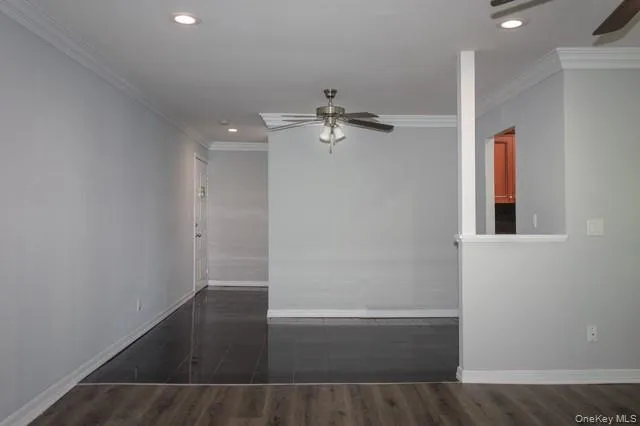 562 New Highway, Smithtown, NY, 1 Bedroom Bedrooms, 4 Rooms Rooms,1 BathroomBathrooms,Residential Lease,For Rent,New,0,1040694 562 New Highway, Smithtown, NY, 1 Bedroom Bedrooms, 4 Rooms Rooms,1 BathroomBathrooms,Residential Lease,For Rent,New,0,1040694
