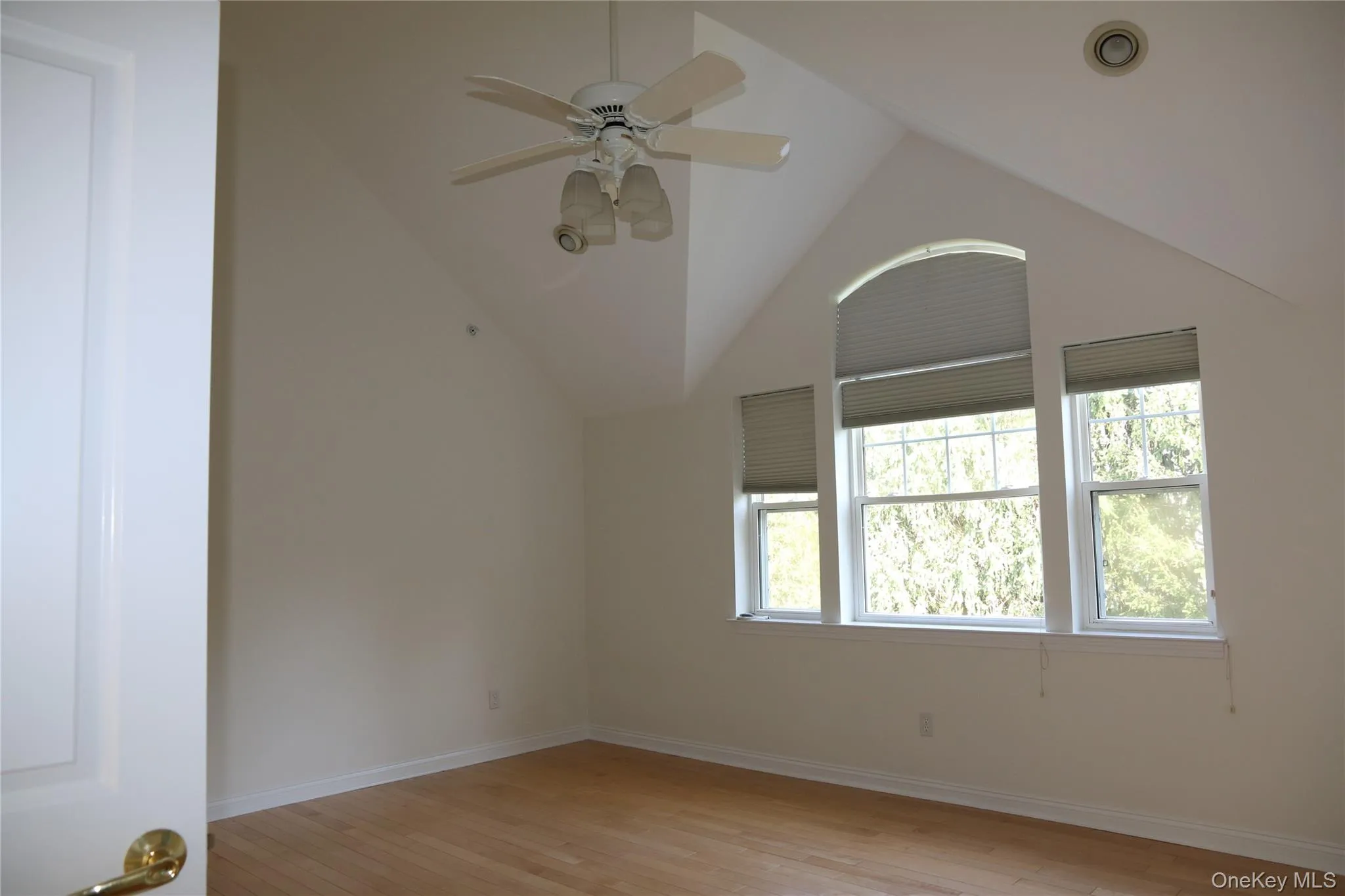 140 Winding Ridge Road, Greenburgh, NY, 3 Bedrooms Bedrooms, 8 Rooms Rooms,3 BathroomsBathrooms,Residential Lease,For Rent,Winding Ridge,0,1040698 140 Winding Ridge Road, Greenburgh, NY, 3 Bedrooms Bedrooms, 8 Rooms Rooms,3 BathroomsBathrooms,Residential Lease,For Rent,Winding Ridge,0,1040698