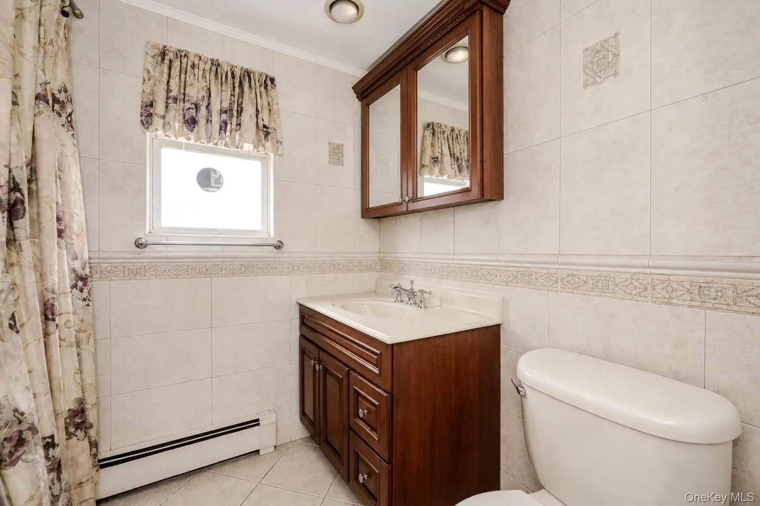 312 Waukena Avenue, Hempstead, NY, 3 Bedrooms Bedrooms, 8 Rooms Rooms,2 BathroomsBathrooms,Residential,For Rent,Waukena,0,1040700 312 Waukena Avenue, Hempstead, NY, 3 Bedrooms Bedrooms, 8 Rooms Rooms,2 BathroomsBathrooms,Residential,For Rent,Waukena,0,1040700