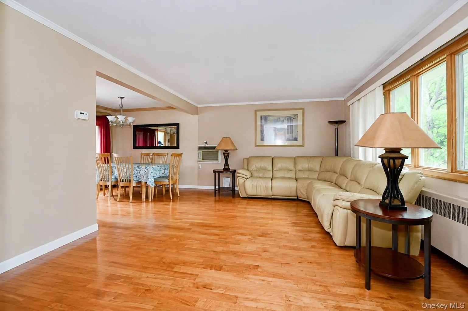 312 Waukena Avenue, Hempstead, NY, 3 Bedrooms Bedrooms, 8 Rooms Rooms,2 BathroomsBathrooms,Residential,For Rent,Waukena,0,1040700 312 Waukena Avenue, Hempstead, NY, 3 Bedrooms Bedrooms, 8 Rooms Rooms,2 BathroomsBathrooms,Residential,For Rent,Waukena,0,1040700