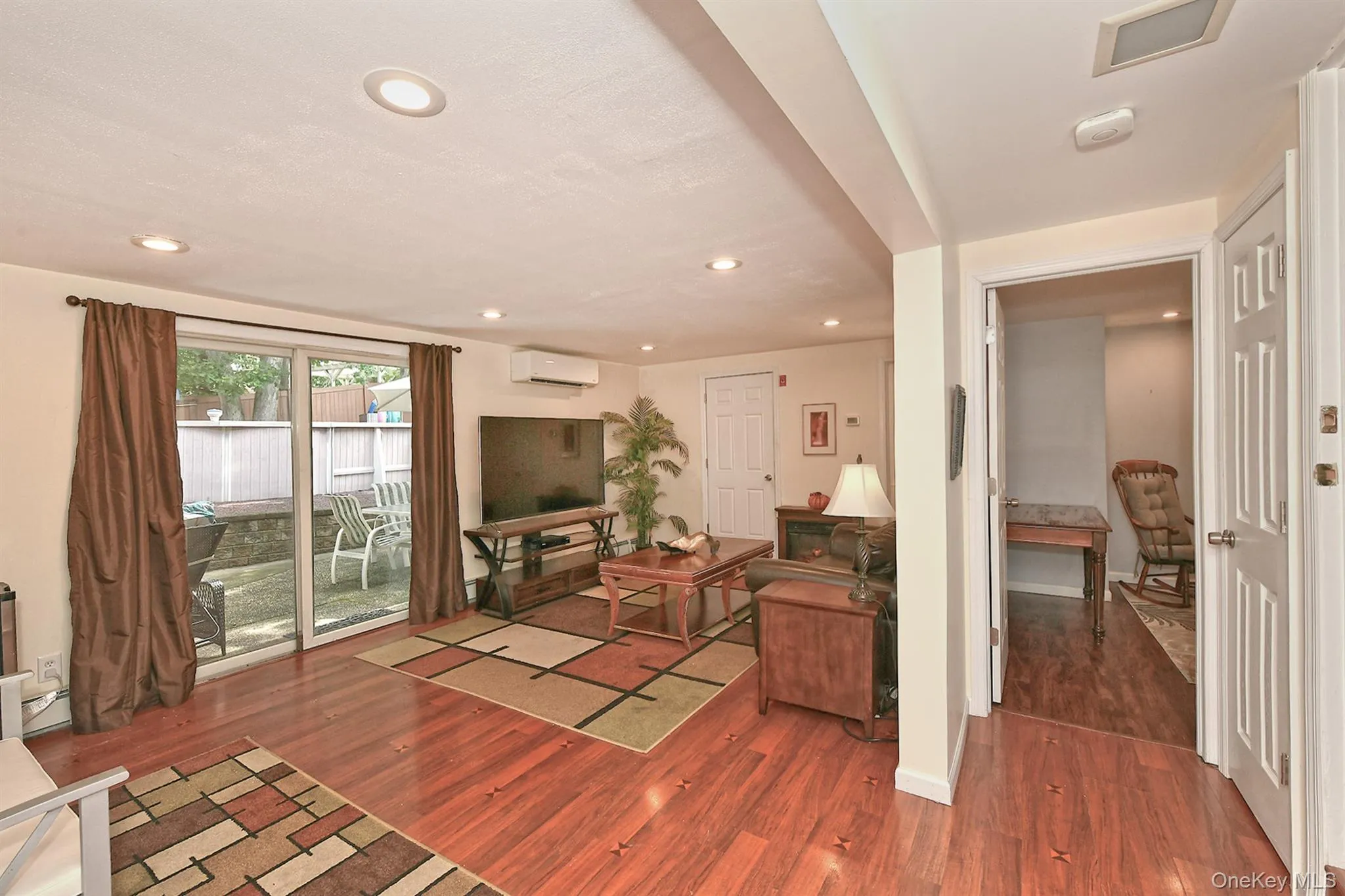 16 Crest Hill Court, Huntington, NY, 4 Bedrooms Bedrooms, 9 Rooms Rooms,2 BathroomsBathrooms,Residential,For Rent,Crest Hill,0,1040705 16 Crest Hill Court, Huntington, NY, 4 Bedrooms Bedrooms, 9 Rooms Rooms,2 BathroomsBathrooms,Residential,For Rent,Crest Hill,0,1040705