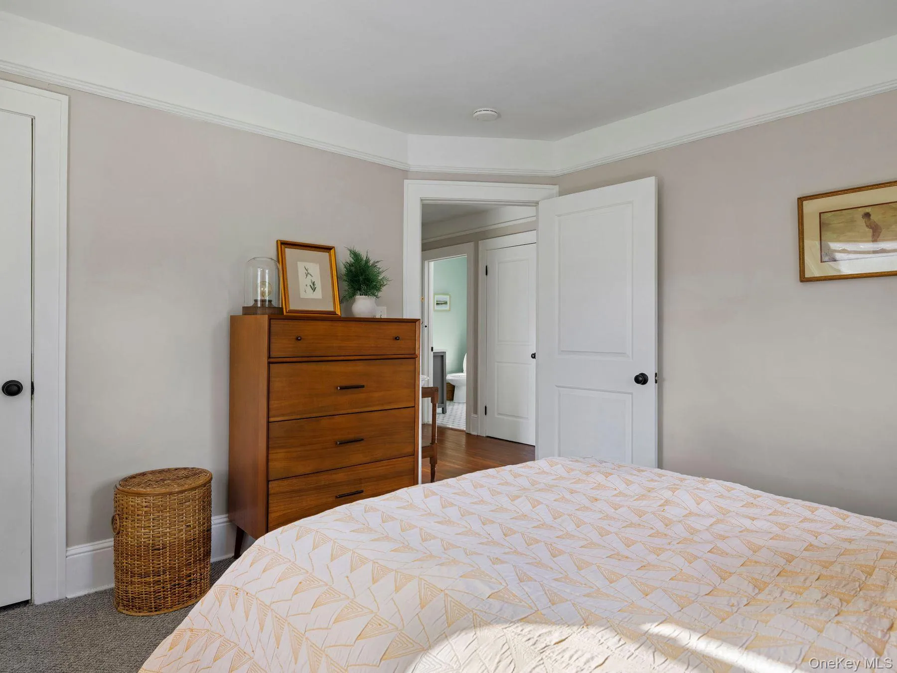 21 Manor Place, Kingston, NY, 3 Bedrooms Bedrooms, 8 Rooms Rooms,1 BathroomBathrooms,Residential,For Rent,Manor,0,1040707 21 Manor Place, Kingston, NY, 3 Bedrooms Bedrooms, 8 Rooms Rooms,1 BathroomBathrooms,Residential,For Rent,Manor,0,1040707