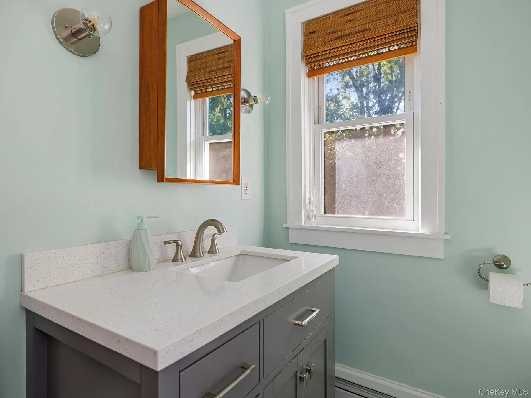 21 Manor Place, Kingston, NY, 3 Bedrooms Bedrooms, 8 Rooms Rooms,1 BathroomBathrooms,Residential,For Rent,Manor,0,1040707 21 Manor Place, Kingston, NY, 3 Bedrooms Bedrooms, 8 Rooms Rooms,1 BathroomBathrooms,Residential,For Rent,Manor,0,1040707