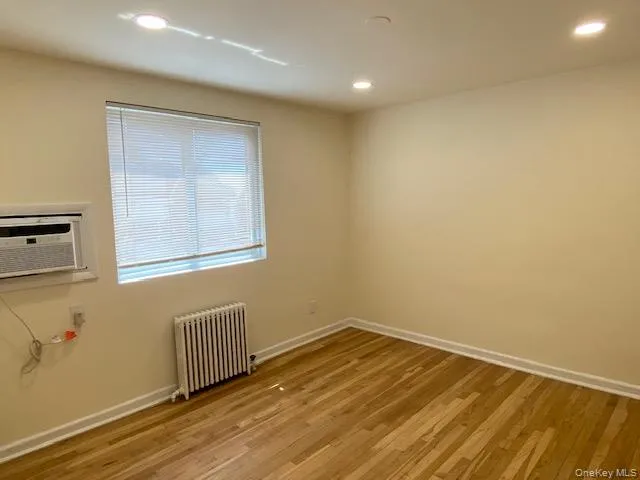 264-36 Langston Avenue, New York, NY, 1 Bedroom Bedrooms, 3 Rooms Rooms,1 BathroomBathrooms,Residential,For Rent,Langston,0,1040708 264-36 Langston Avenue, New York, NY, 1 Bedroom Bedrooms, 3 Rooms Rooms,1 BathroomBathrooms,Residential,For Rent,Langston,0,1040708