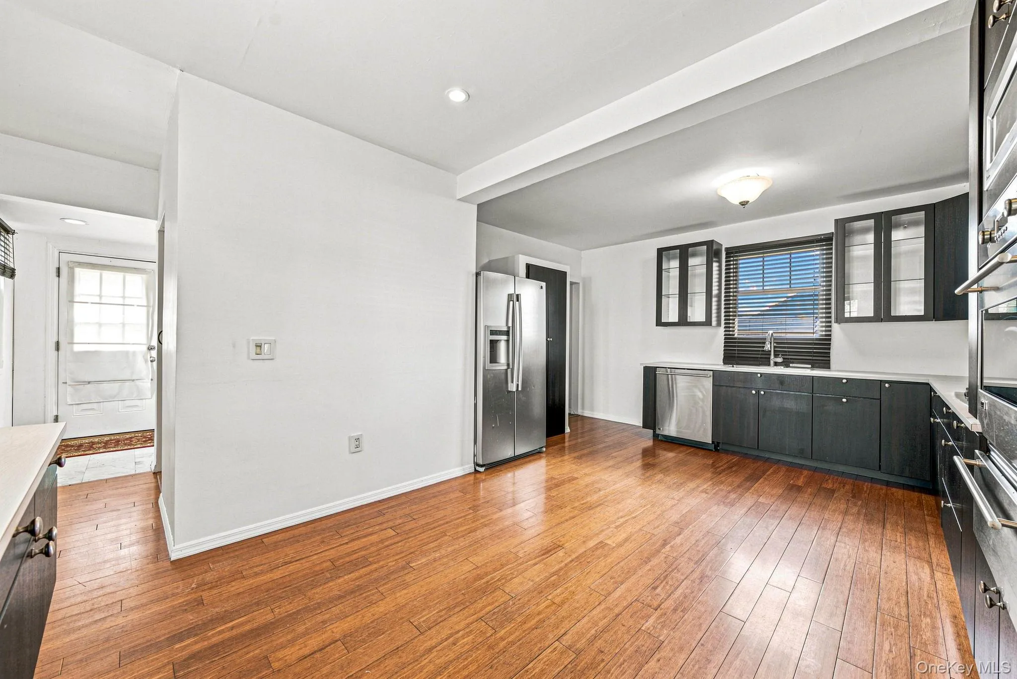568 Wellwood Avenue, Babylon, NY, 2 Bedrooms Bedrooms, 5 Rooms Rooms,1 BathroomBathrooms,Residential,For Rent,Wellwood,0,1040710 568 Wellwood Avenue, Babylon, NY, 2 Bedrooms Bedrooms, 5 Rooms Rooms,1 BathroomBathrooms,Residential,For Rent,Wellwood,0,1040710
