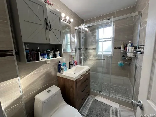 11522 124th Street, New York, NY, 2 Bedrooms Bedrooms, 5 Rooms Rooms,1 BathroomBathrooms,Residential,For Rent,124th,0,1040717 11522 124th Street, New York, NY, 2 Bedrooms Bedrooms, 5 Rooms Rooms,1 BathroomBathrooms,Residential,For Rent,124th,0,1040717