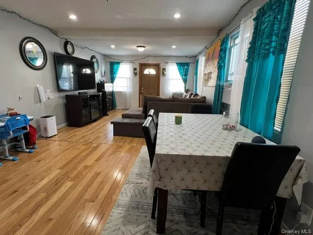 11522 124th Street, New York, NY, 2 Bedrooms Bedrooms, 5 Rooms Rooms,1 BathroomBathrooms,Residential,For Rent,124th,0,1040717 11522 124th Street, New York, NY, 2 Bedrooms Bedrooms, 5 Rooms Rooms,1 BathroomBathrooms,Residential,For Rent,124th,0,1040717