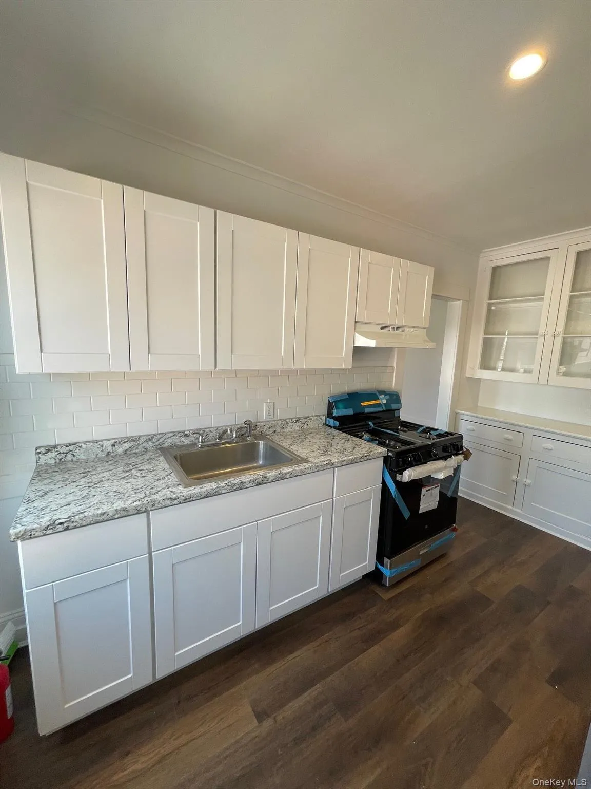 510 Montauk Highway, Brookhaven, NY, 3 Bedrooms Bedrooms, 6 Rooms Rooms,1 BathroomBathrooms,Residential Lease,For Rent,Montauk,0,1040718 510 Montauk Highway, Brookhaven, NY, 3 Bedrooms Bedrooms, 6 Rooms Rooms,1 BathroomBathrooms,Residential Lease,For Rent,Montauk,0,1040718
