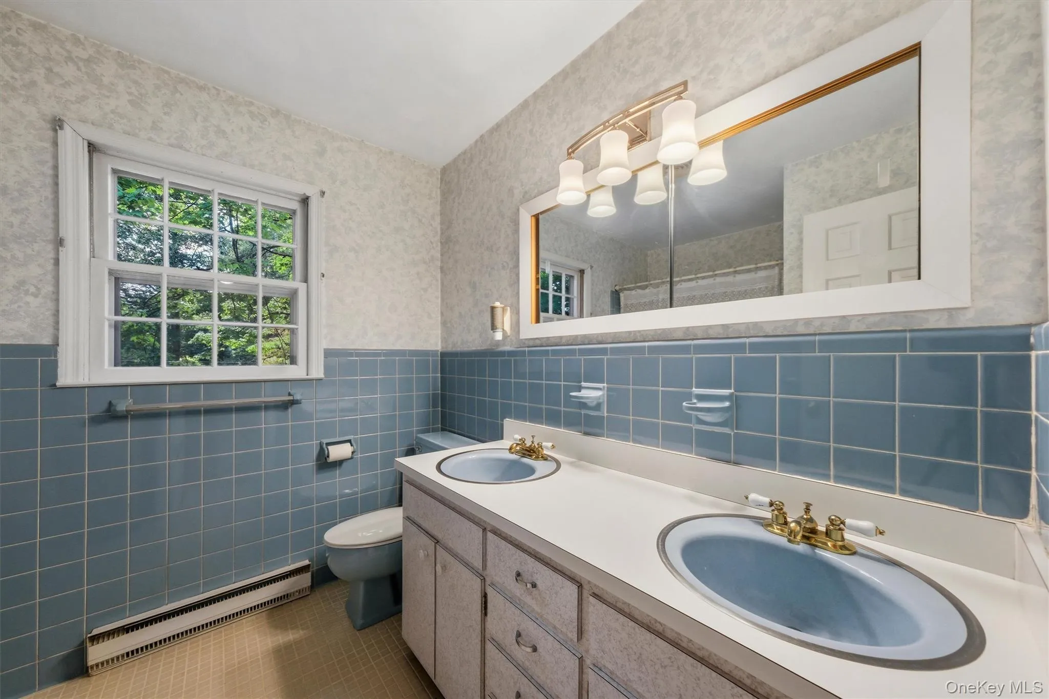 Hall full bath Hall full bath