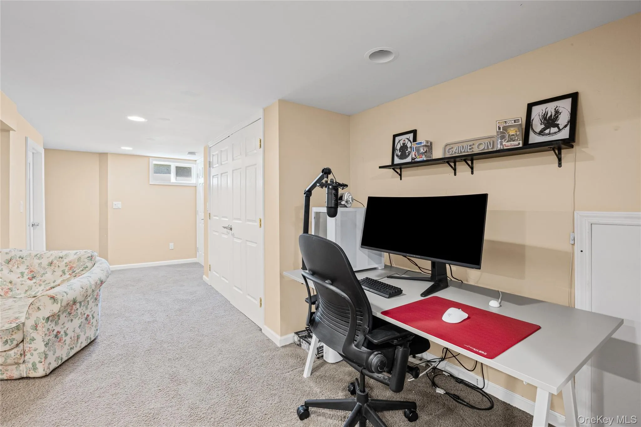 45 Marbeth Circle, Brookhaven, NY, 3 Bedrooms Bedrooms, 6 Rooms Rooms,2 BathroomsBathrooms,Residential,For Rent,Marbeth,0,1040721 45 Marbeth Circle, Brookhaven, NY, 3 Bedrooms Bedrooms, 6 Rooms Rooms,2 BathroomsBathrooms,Residential,For Rent,Marbeth,0,1040721