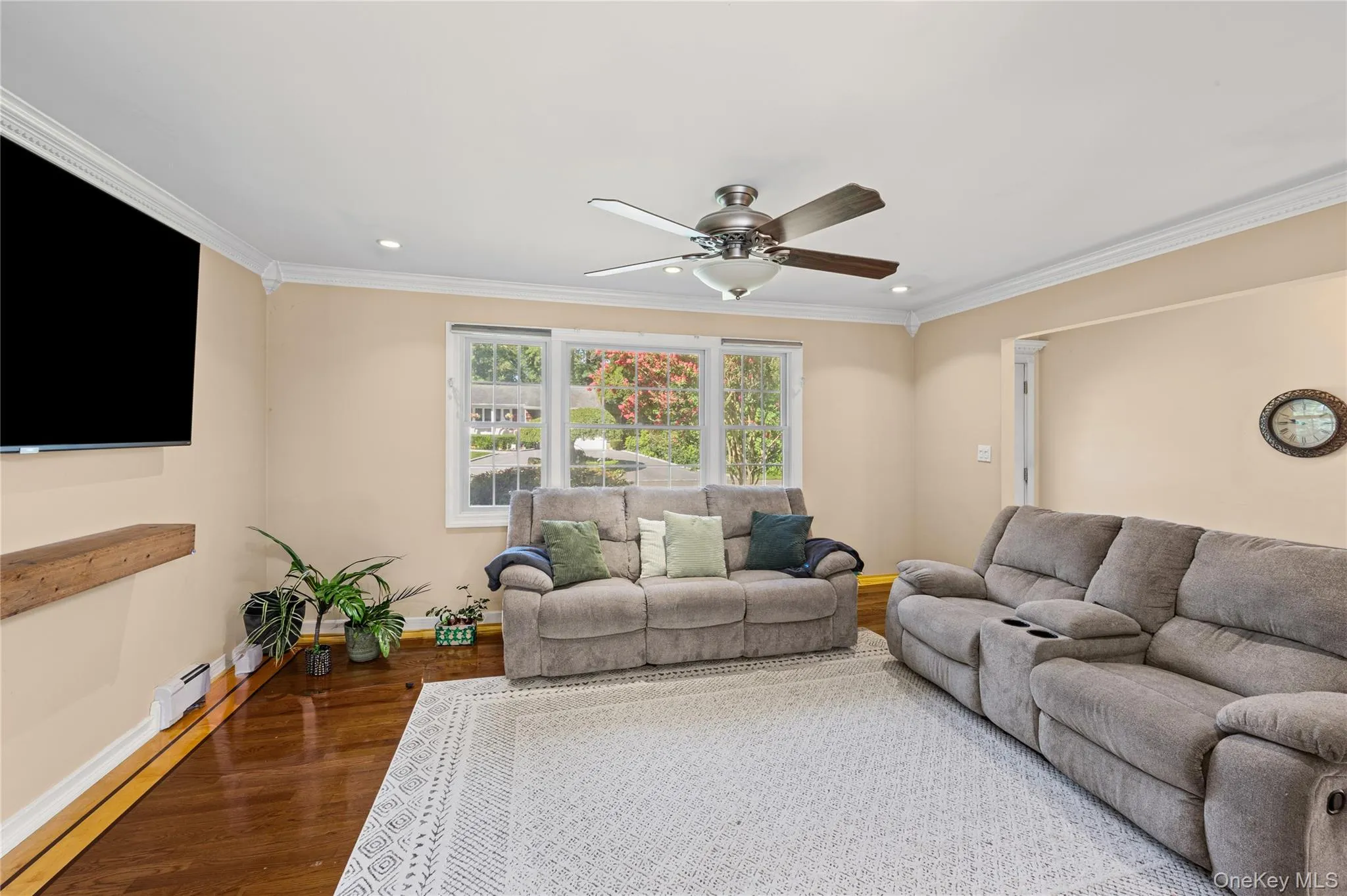 45 Marbeth Circle, Brookhaven, NY, 3 Bedrooms Bedrooms, 6 Rooms Rooms,2 BathroomsBathrooms,Residential,For Rent,Marbeth,0,1040721 45 Marbeth Circle, Brookhaven, NY, 3 Bedrooms Bedrooms, 6 Rooms Rooms,2 BathroomsBathrooms,Residential,For Rent,Marbeth,0,1040721