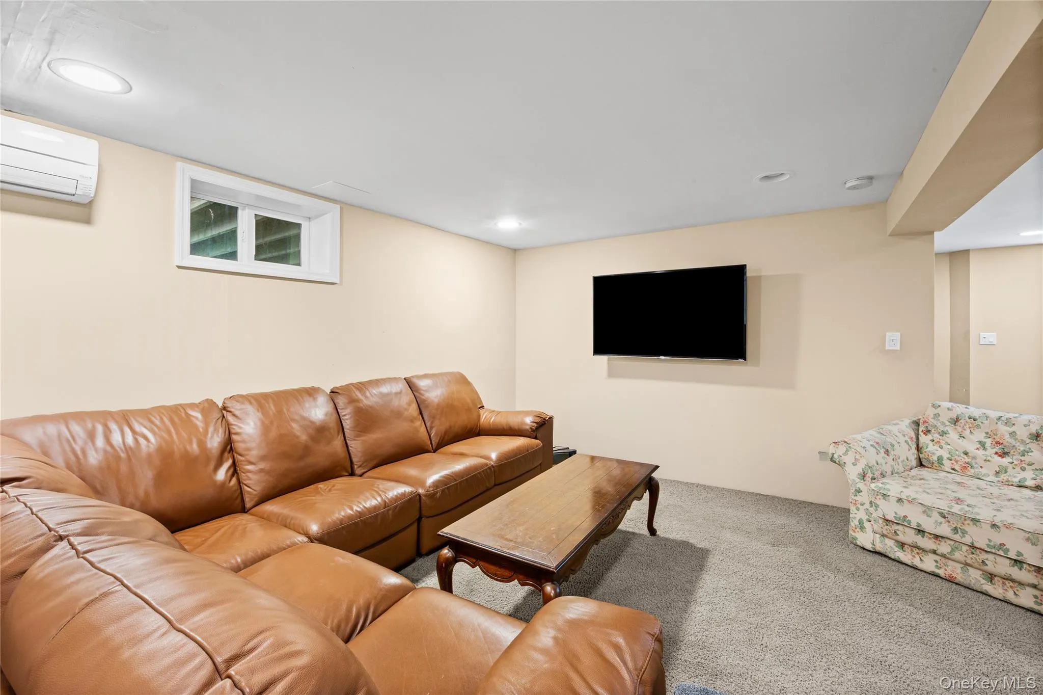 45 Marbeth Circle, Brookhaven, NY, 3 Bedrooms Bedrooms, 6 Rooms Rooms,2 BathroomsBathrooms,Residential,For Rent,Marbeth,0,1040721 45 Marbeth Circle, Brookhaven, NY, 3 Bedrooms Bedrooms, 6 Rooms Rooms,2 BathroomsBathrooms,Residential,For Rent,Marbeth,0,1040721