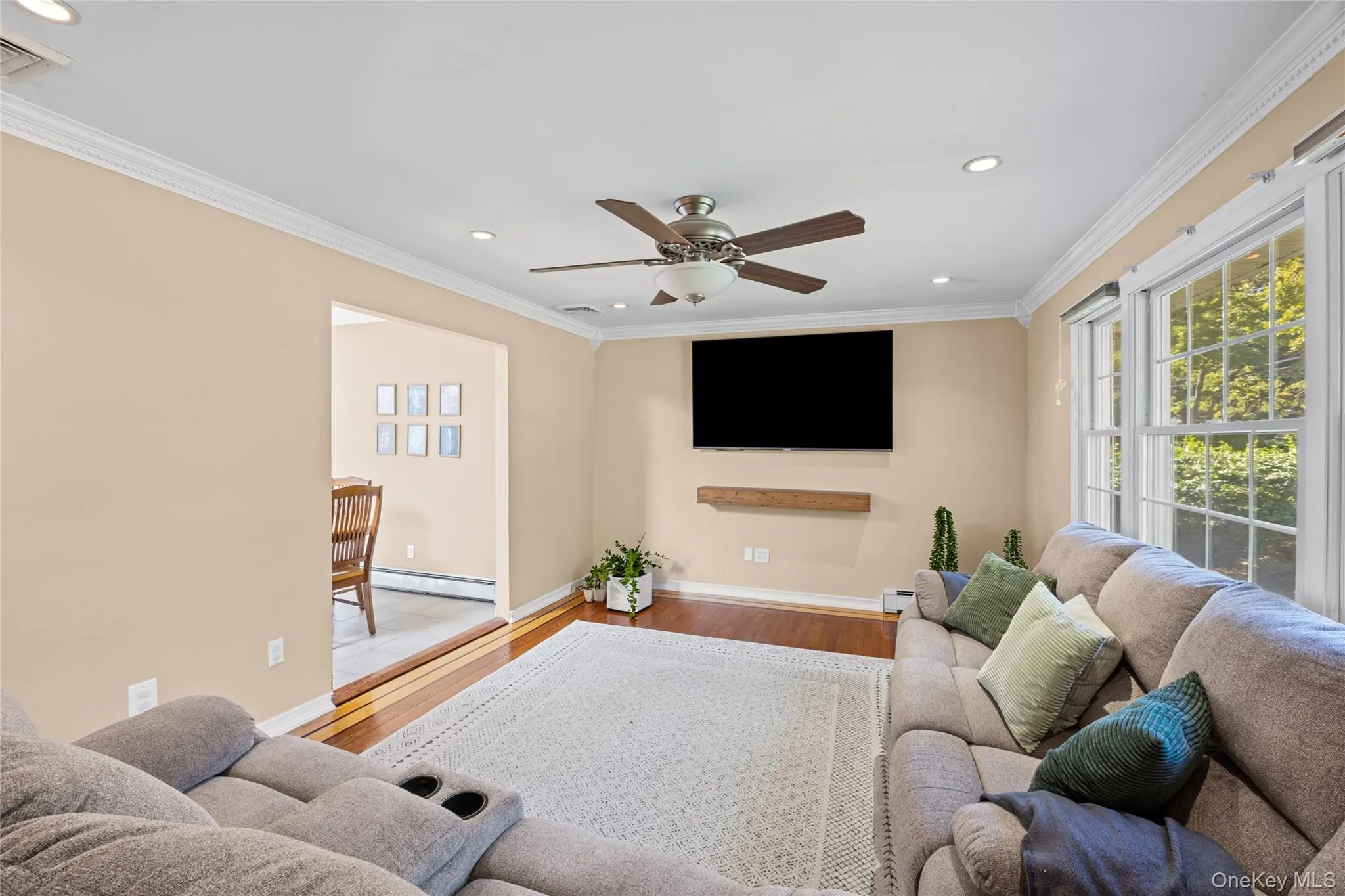 45 Marbeth Circle, Brookhaven, NY, 3 Bedrooms Bedrooms, 6 Rooms Rooms,2 BathroomsBathrooms,Residential,For Rent,Marbeth,0,1040721 45 Marbeth Circle, Brookhaven, NY, 3 Bedrooms Bedrooms, 6 Rooms Rooms,2 BathroomsBathrooms,Residential,For Rent,Marbeth,0,1040721