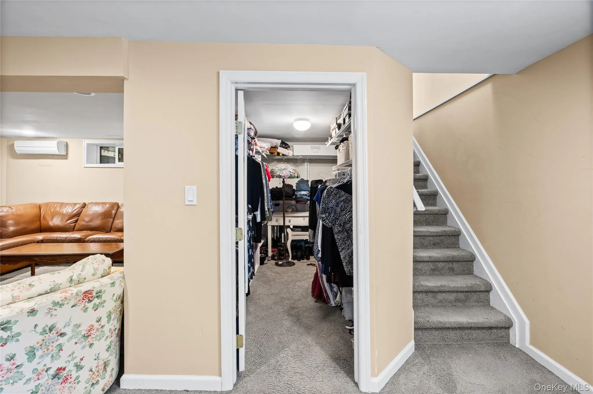 45 Marbeth Circle, Brookhaven, NY, 3 Bedrooms Bedrooms, 6 Rooms Rooms,2 BathroomsBathrooms,Residential,For Rent,Marbeth,0,1040721 45 Marbeth Circle, Brookhaven, NY, 3 Bedrooms Bedrooms, 6 Rooms Rooms,2 BathroomsBathrooms,Residential,For Rent,Marbeth,0,1040721