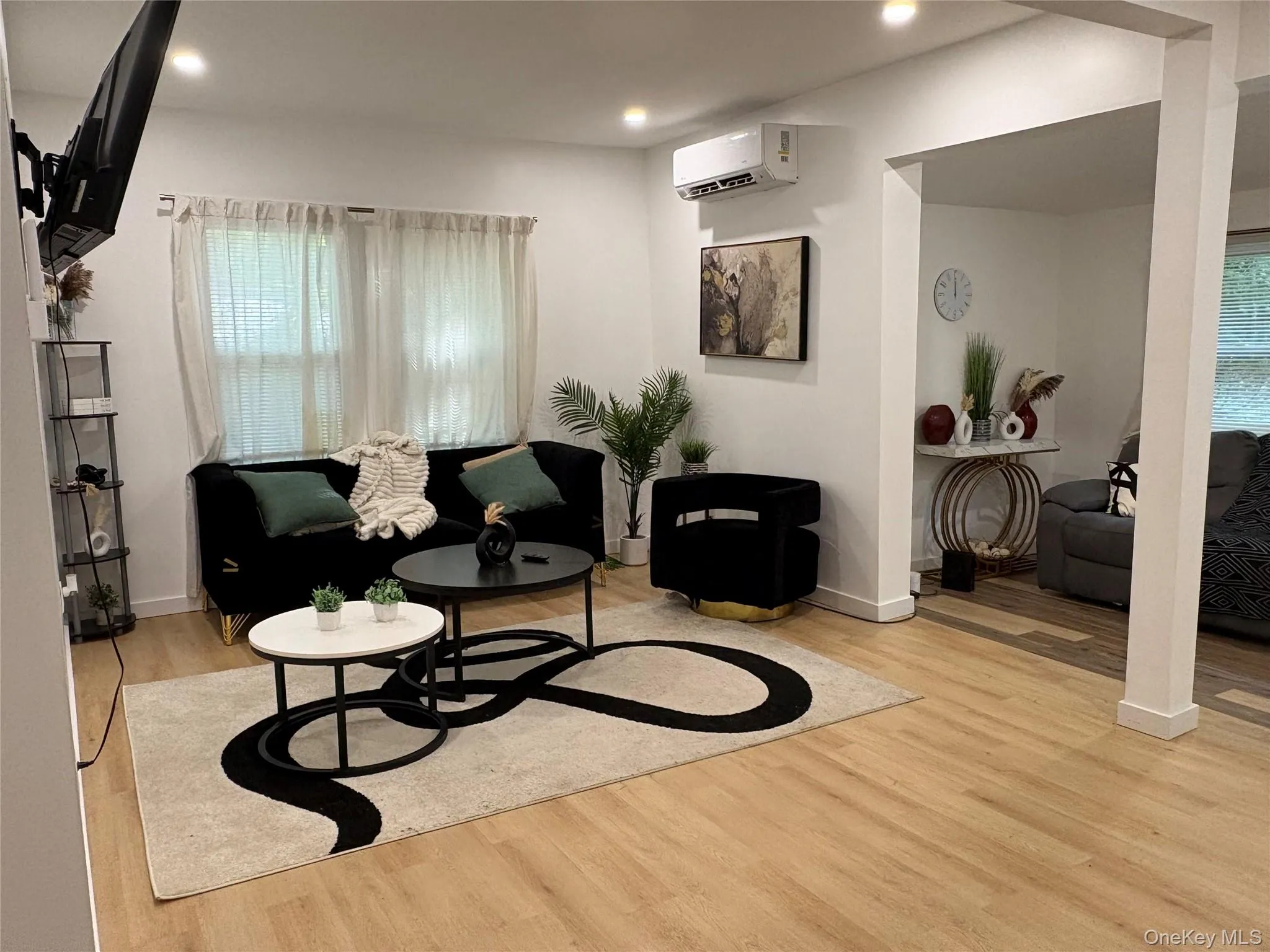 350 Old Post Road, Marlboro, NY, 3 Bedrooms Bedrooms, 6 Rooms Rooms,2 BathroomsBathrooms,Residential Lease,For Rent,Old Post,0,1040722 350 Old Post Road, Marlboro, NY, 3 Bedrooms Bedrooms, 6 Rooms Rooms,2 BathroomsBathrooms,Residential Lease,For Rent,Old Post,0,1040722