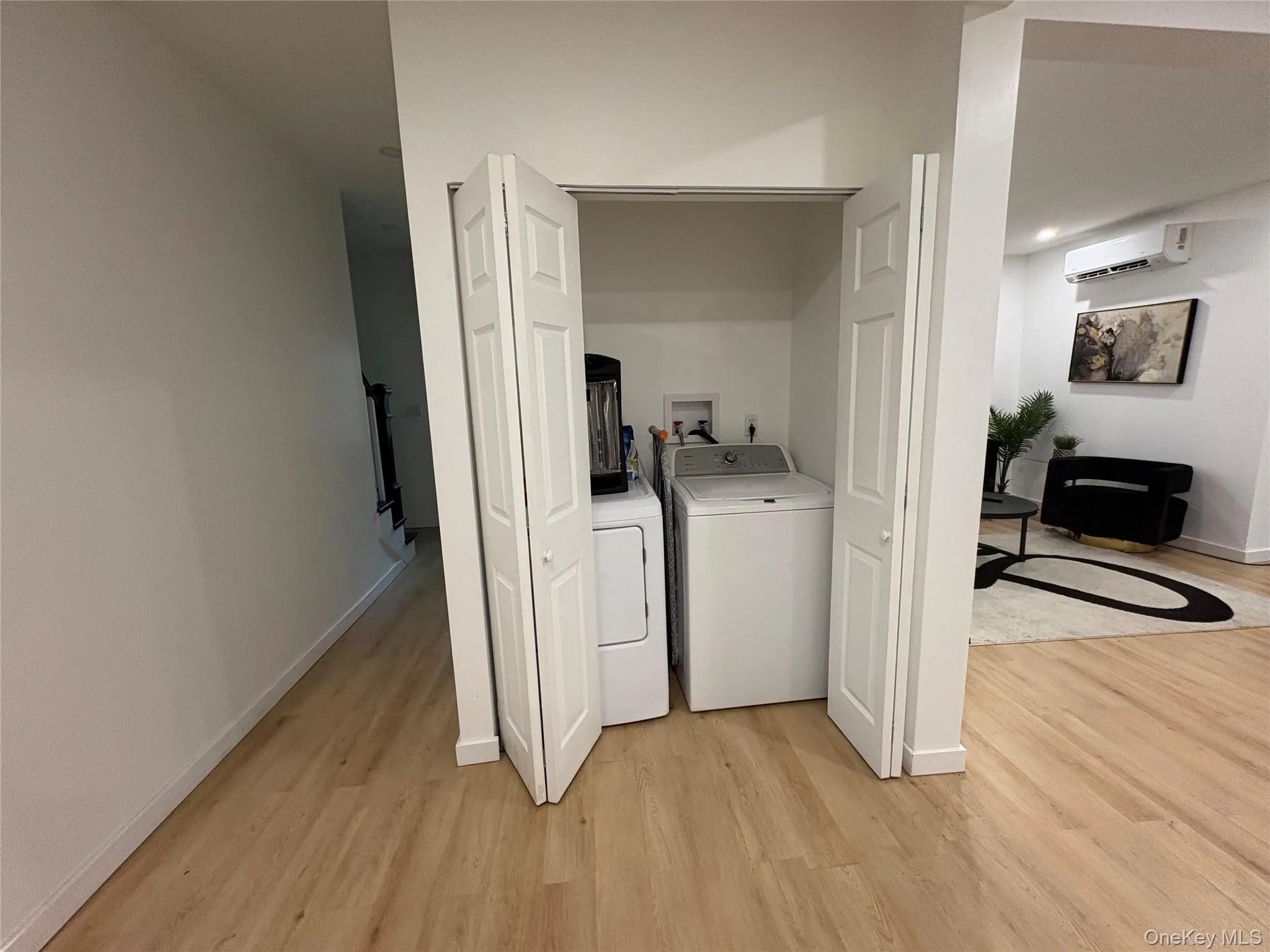 350 Old Post Road, Marlboro, NY, 3 Bedrooms Bedrooms, 6 Rooms Rooms,2 BathroomsBathrooms,Residential Lease,For Rent,Old Post,0,1040722 350 Old Post Road, Marlboro, NY, 3 Bedrooms Bedrooms, 6 Rooms Rooms,2 BathroomsBathrooms,Residential Lease,For Rent,Old Post,0,1040722
