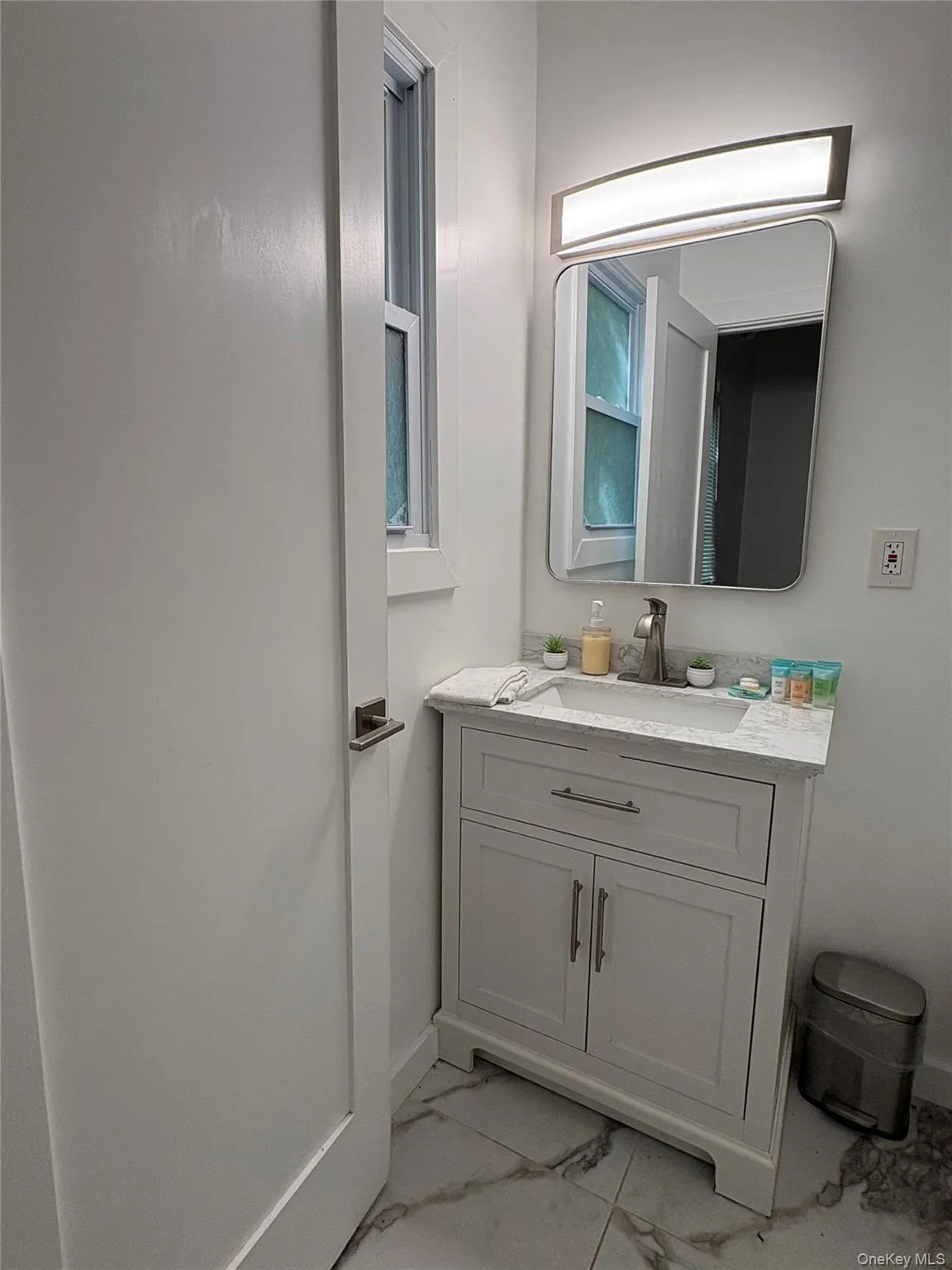 350 Old Post Road, Marlboro, NY, 3 Bedrooms Bedrooms, 6 Rooms Rooms,2 BathroomsBathrooms,Residential Lease,For Rent,Old Post,0,1040722 350 Old Post Road, Marlboro, NY, 3 Bedrooms Bedrooms, 6 Rooms Rooms,2 BathroomsBathrooms,Residential Lease,For Rent,Old Post,0,1040722