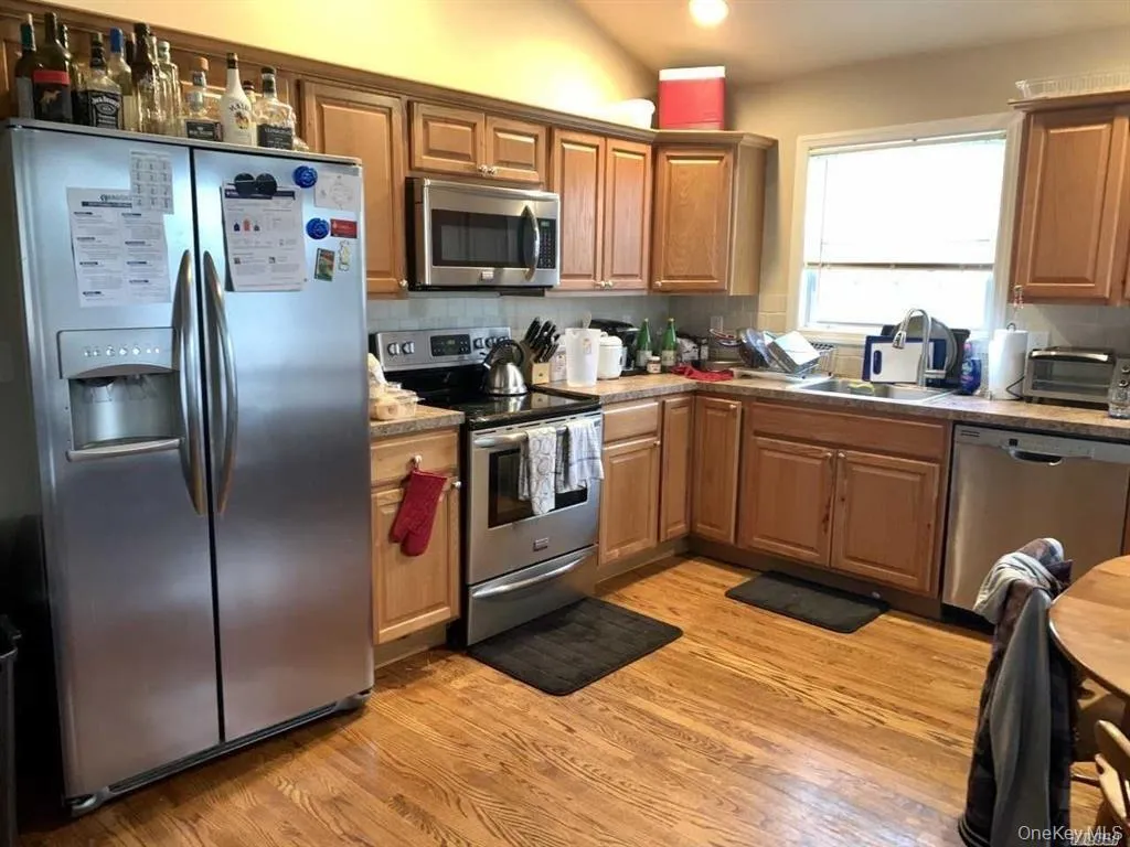 107 Sheep Pasture Road, Brookhaven, NY, 3 Bedrooms Bedrooms, 7 Rooms Rooms,2 BathroomsBathrooms,Residential Lease,For Rent,Sheep Pasture,0,1040723 107 Sheep Pasture Road, Brookhaven, NY, 3 Bedrooms Bedrooms, 7 Rooms Rooms,2 BathroomsBathrooms,Residential Lease,For Rent,Sheep Pasture,0,1040723