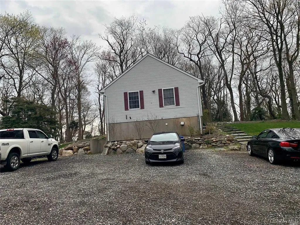107 Sheep Pasture Road, Brookhaven, NY, 3 Bedrooms Bedrooms, 7 Rooms Rooms,2 BathroomsBathrooms,Residential Lease,For Rent,Sheep Pasture,0,1040723 107 Sheep Pasture Road, Brookhaven, NY, 3 Bedrooms Bedrooms, 7 Rooms Rooms,2 BathroomsBathrooms,Residential Lease,For Rent,Sheep Pasture,0,1040723