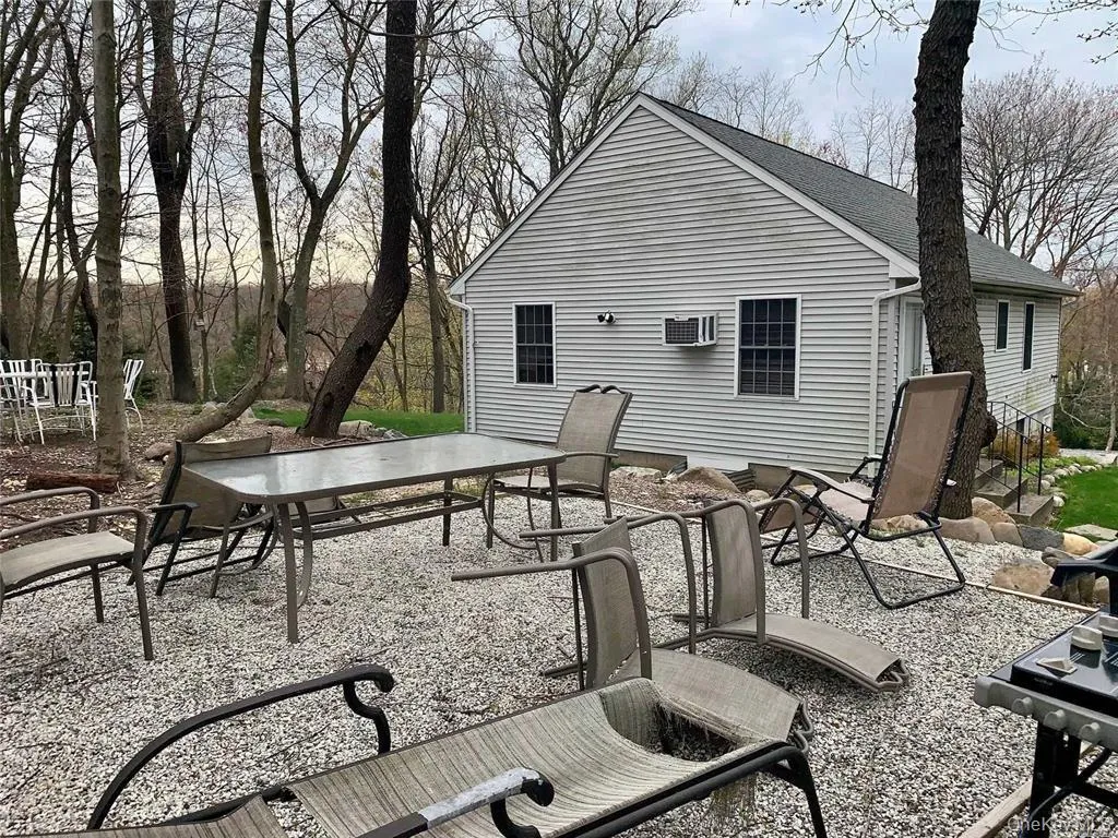 107 Sheep Pasture Road, Brookhaven, NY, 3 Bedrooms Bedrooms, 7 Rooms Rooms,2 BathroomsBathrooms,Residential Lease,For Rent,Sheep Pasture,0,1040723 107 Sheep Pasture Road, Brookhaven, NY, 3 Bedrooms Bedrooms, 7 Rooms Rooms,2 BathroomsBathrooms,Residential Lease,For Rent,Sheep Pasture,0,1040723