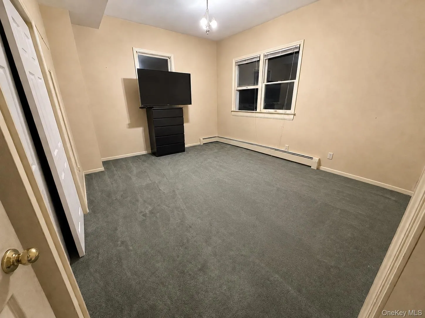 213 Mountaindale Road, Fallsburg, NY, 4 Bedrooms Bedrooms, 8 Rooms Rooms,1 BathroomBathrooms,Residential,For Rent,Mountaindale,0,1040725 213 Mountaindale Road, Fallsburg, NY, 4 Bedrooms Bedrooms, 8 Rooms Rooms,1 BathroomBathrooms,Residential,For Rent,Mountaindale,0,1040725