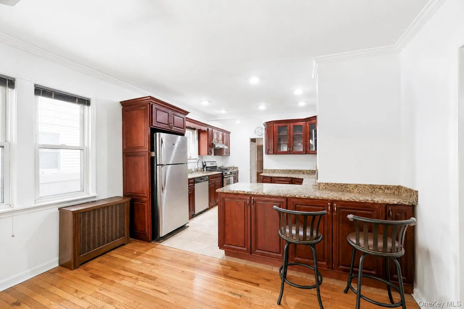 26111 83rd Avenue, New York, NY, 3 Bedrooms Bedrooms, 6 Rooms Rooms,1 BathroomBathrooms,Residential Lease,For Rent,83rd,0,1040729 26111 83rd Avenue, New York, NY, 3 Bedrooms Bedrooms, 6 Rooms Rooms,1 BathroomBathrooms,Residential Lease,For Rent,83rd,0,1040729