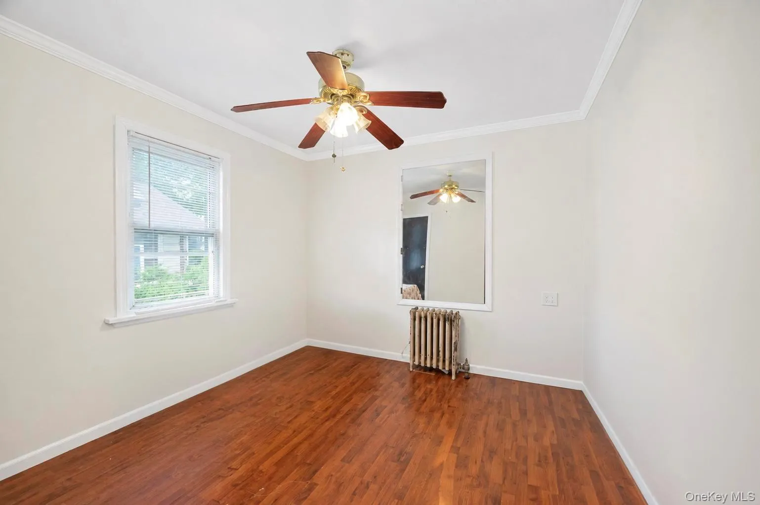26111 83rd Avenue, New York, NY, 3 Bedrooms Bedrooms, 6 Rooms Rooms,1 BathroomBathrooms,Residential Lease,For Rent,83rd,0,1040729 26111 83rd Avenue, New York, NY, 3 Bedrooms Bedrooms, 6 Rooms Rooms,1 BathroomBathrooms,Residential Lease,For Rent,83rd,0,1040729