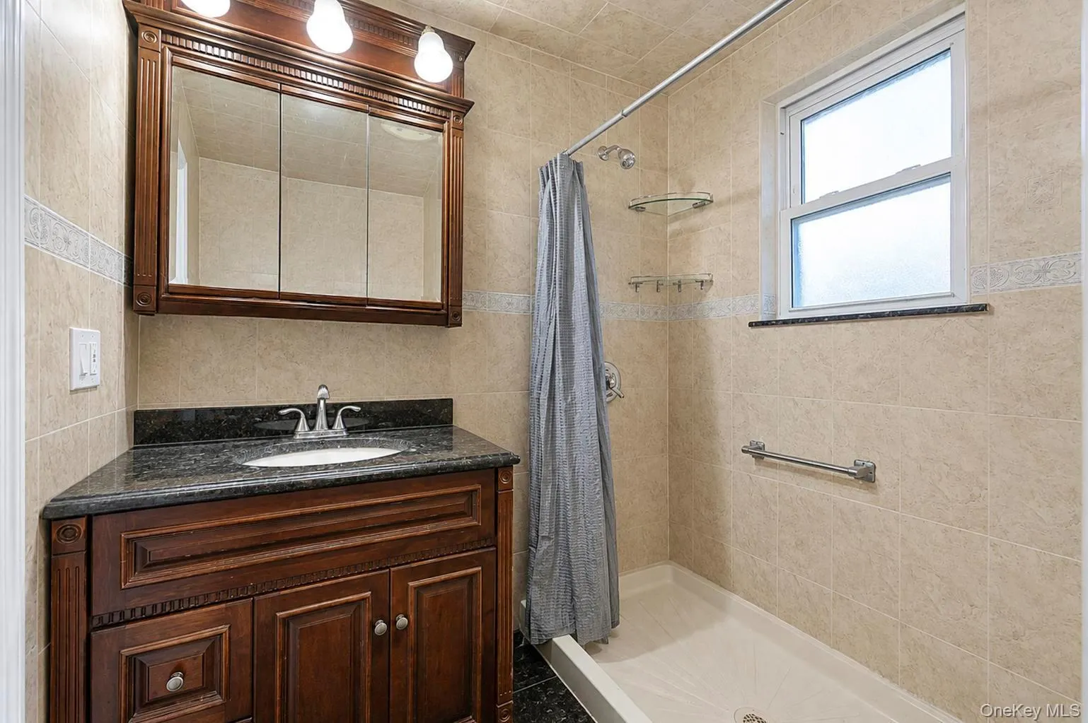 26111 83rd Avenue, New York, NY, 3 Bedrooms Bedrooms, 6 Rooms Rooms,1 BathroomBathrooms,Residential Lease,For Rent,83rd,0,1040729 26111 83rd Avenue, New York, NY, 3 Bedrooms Bedrooms, 6 Rooms Rooms,1 BathroomBathrooms,Residential Lease,For Rent,83rd,0,1040729