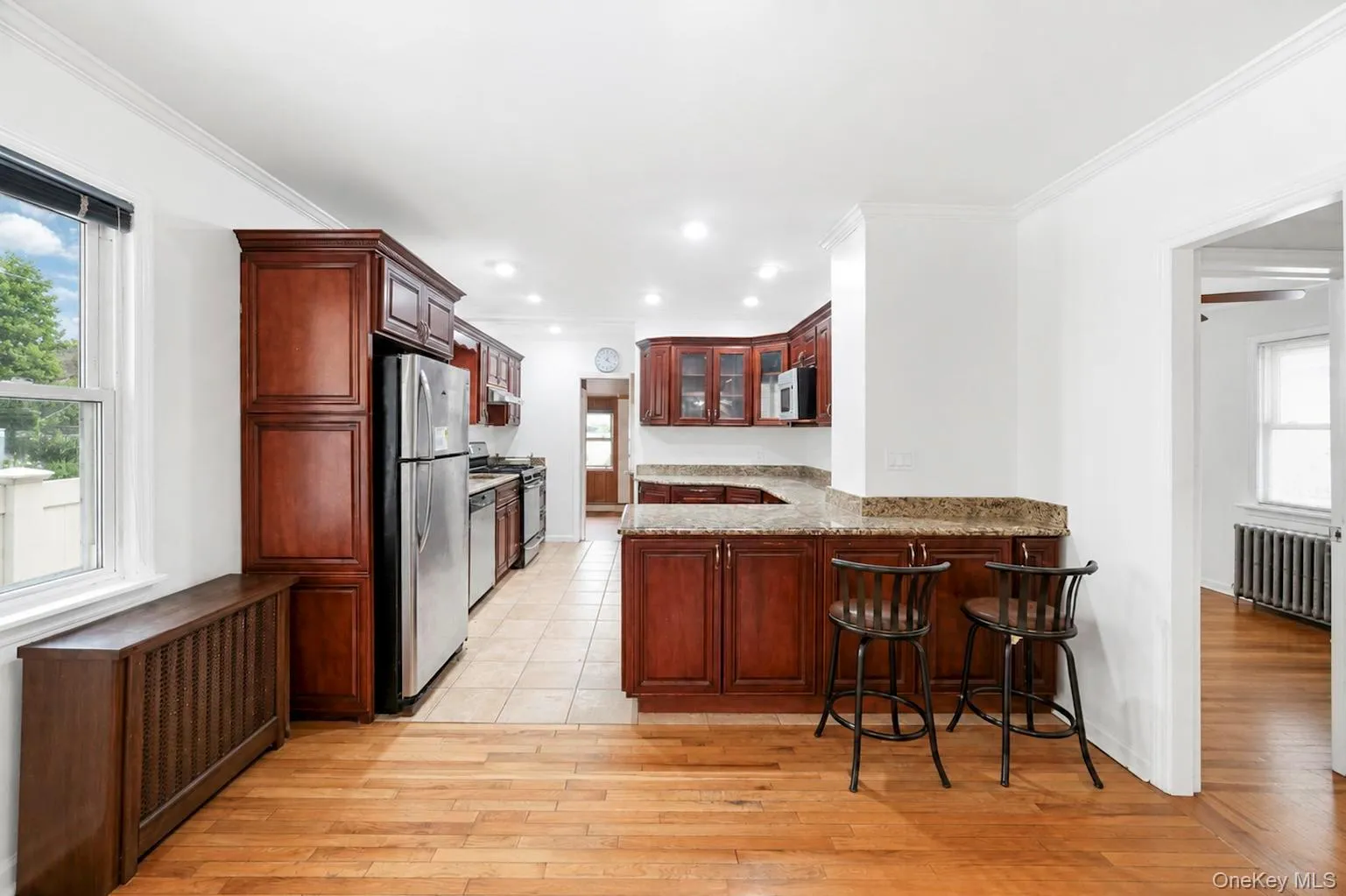 26111 83rd Avenue, New York, NY, 3 Bedrooms Bedrooms, 6 Rooms Rooms,1 BathroomBathrooms,Residential Lease,For Rent,83rd,0,1040729 26111 83rd Avenue, New York, NY, 3 Bedrooms Bedrooms, 6 Rooms Rooms,1 BathroomBathrooms,Residential Lease,For Rent,83rd,0,1040729