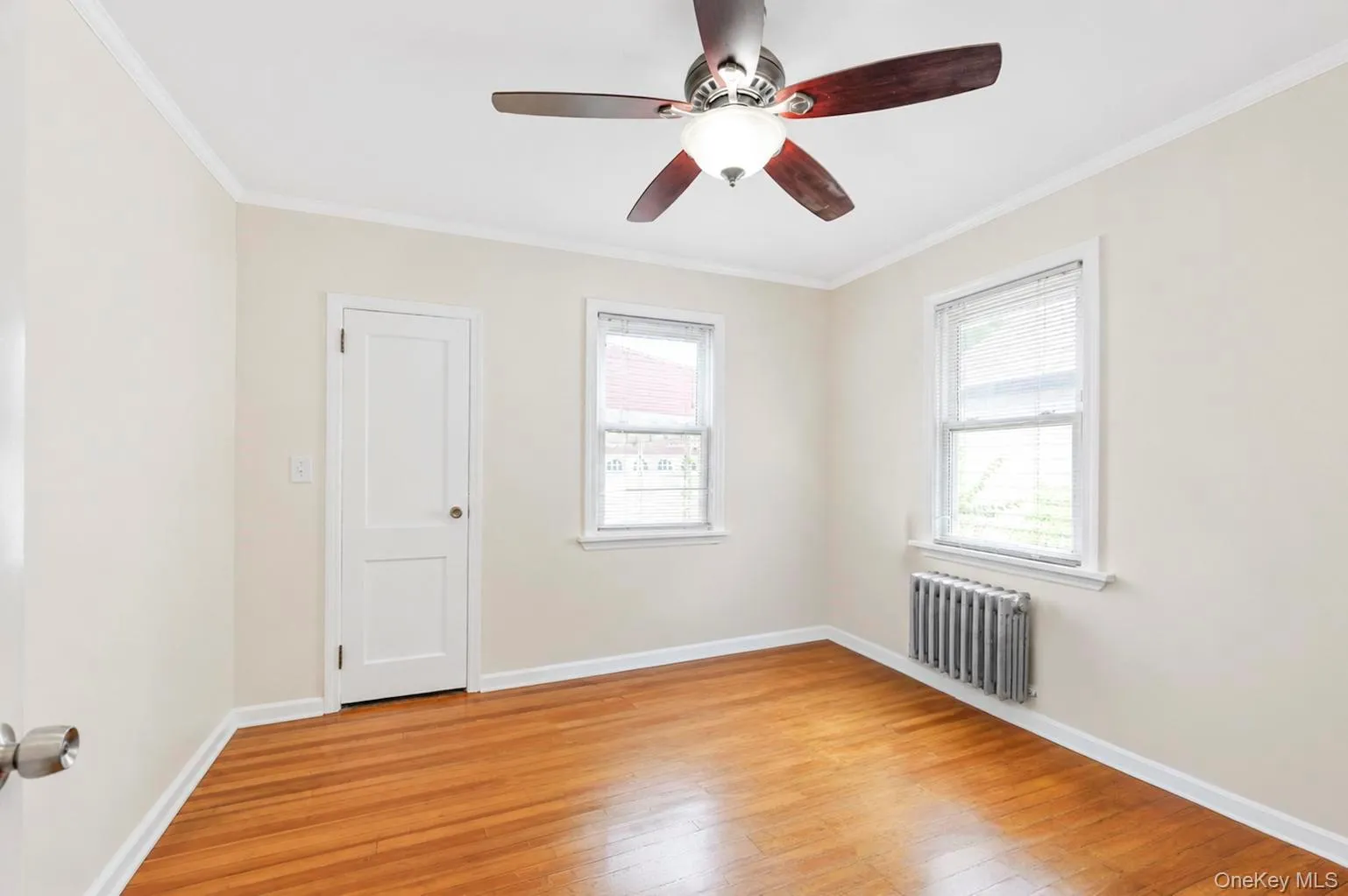 26111 83rd Avenue, New York, NY, 3 Bedrooms Bedrooms, 6 Rooms Rooms,1 BathroomBathrooms,Residential Lease,For Rent,83rd,0,1040729 26111 83rd Avenue, New York, NY, 3 Bedrooms Bedrooms, 6 Rooms Rooms,1 BathroomBathrooms,Residential Lease,For Rent,83rd,0,1040729