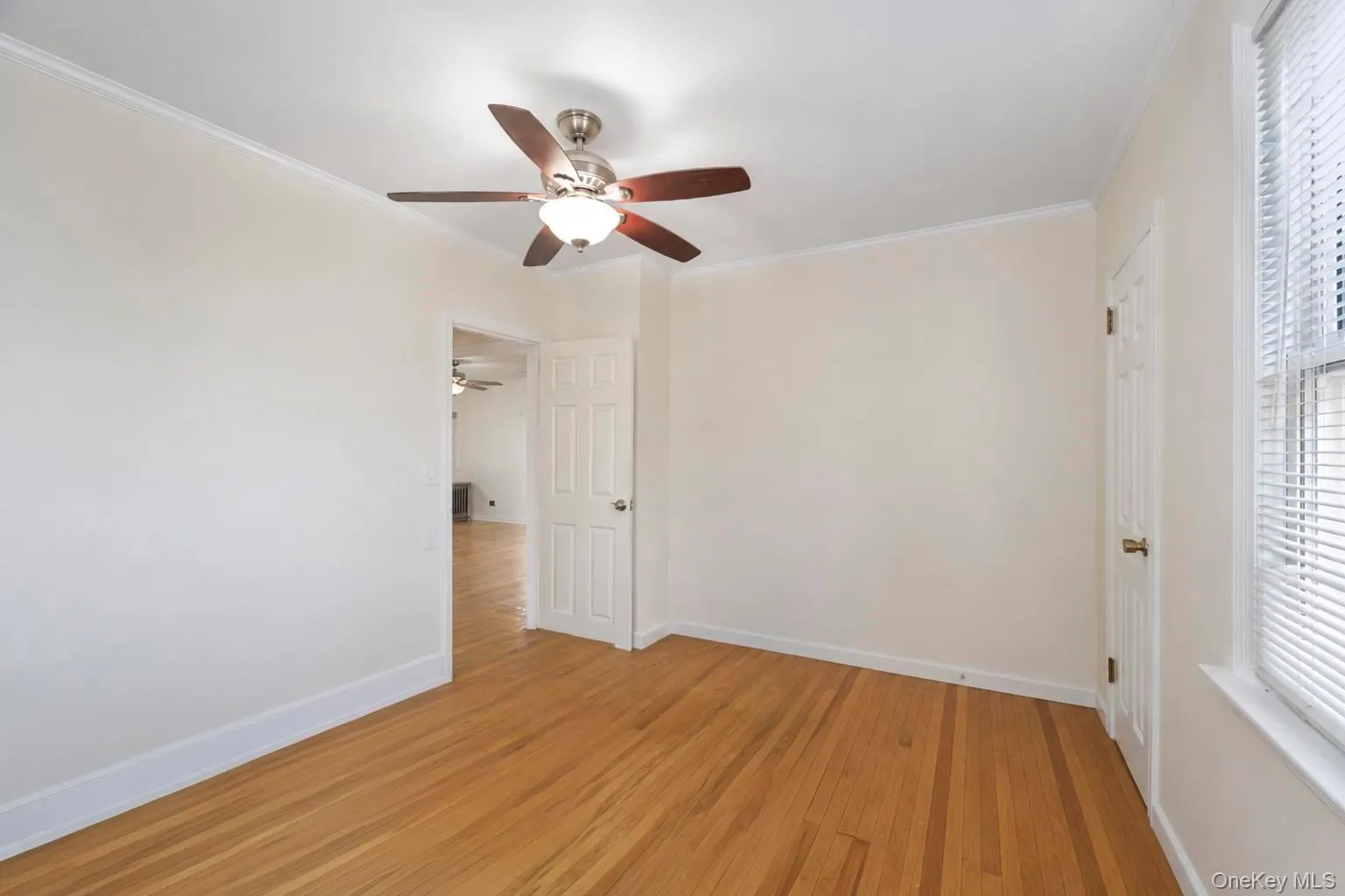 26111 83rd Avenue, New York, NY, 3 Bedrooms Bedrooms, 6 Rooms Rooms,1 BathroomBathrooms,Residential Lease,For Rent,83rd,0,1040729 26111 83rd Avenue, New York, NY, 3 Bedrooms Bedrooms, 6 Rooms Rooms,1 BathroomBathrooms,Residential Lease,For Rent,83rd,0,1040729