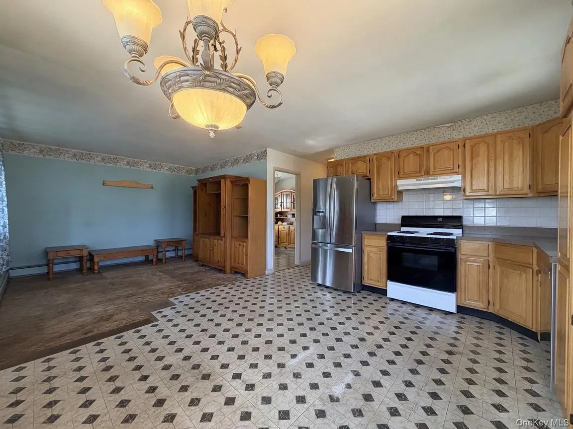 2851 Wilson Avenue, Hempstead, NY, 5 Bedrooms Bedrooms, 10 Rooms Rooms,2 BathroomsBathrooms,Residential,For Rent,Wilson,0,1040730 2851 Wilson Avenue, Hempstead, NY, 5 Bedrooms Bedrooms, 10 Rooms Rooms,2 BathroomsBathrooms,Residential,For Rent,Wilson,0,1040730