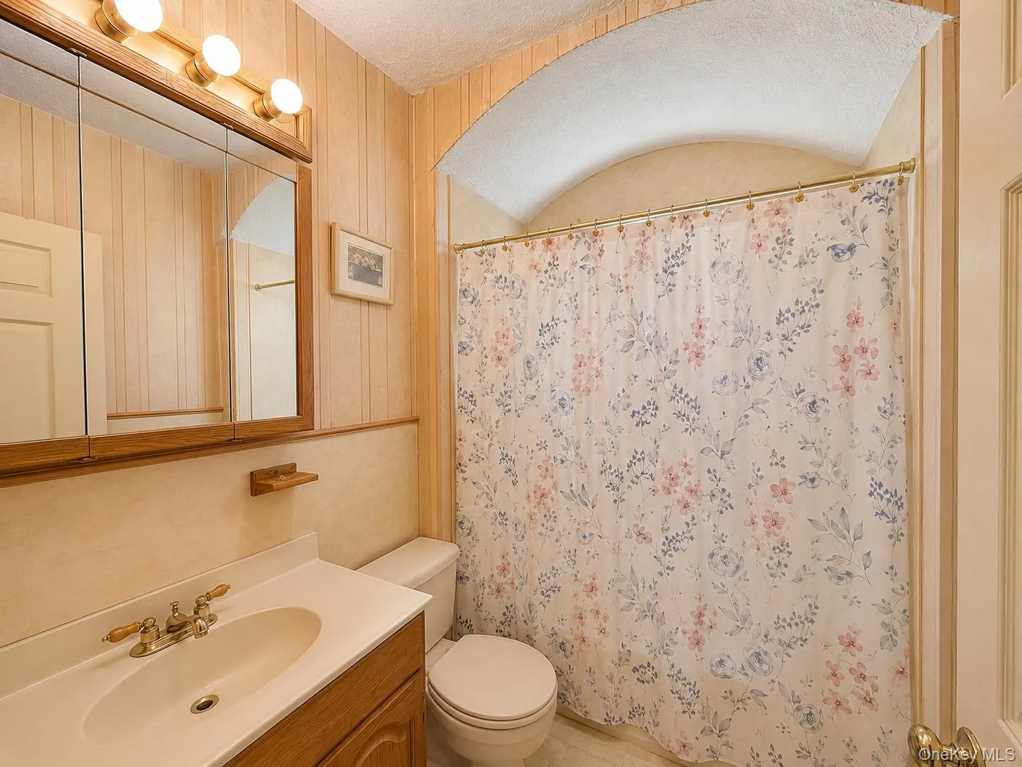 2851 Wilson Avenue, Hempstead, NY, 5 Bedrooms Bedrooms, 10 Rooms Rooms,2 BathroomsBathrooms,Residential,For Rent,Wilson,0,1040730 2851 Wilson Avenue, Hempstead, NY, 5 Bedrooms Bedrooms, 10 Rooms Rooms,2 BathroomsBathrooms,Residential,For Rent,Wilson,0,1040730