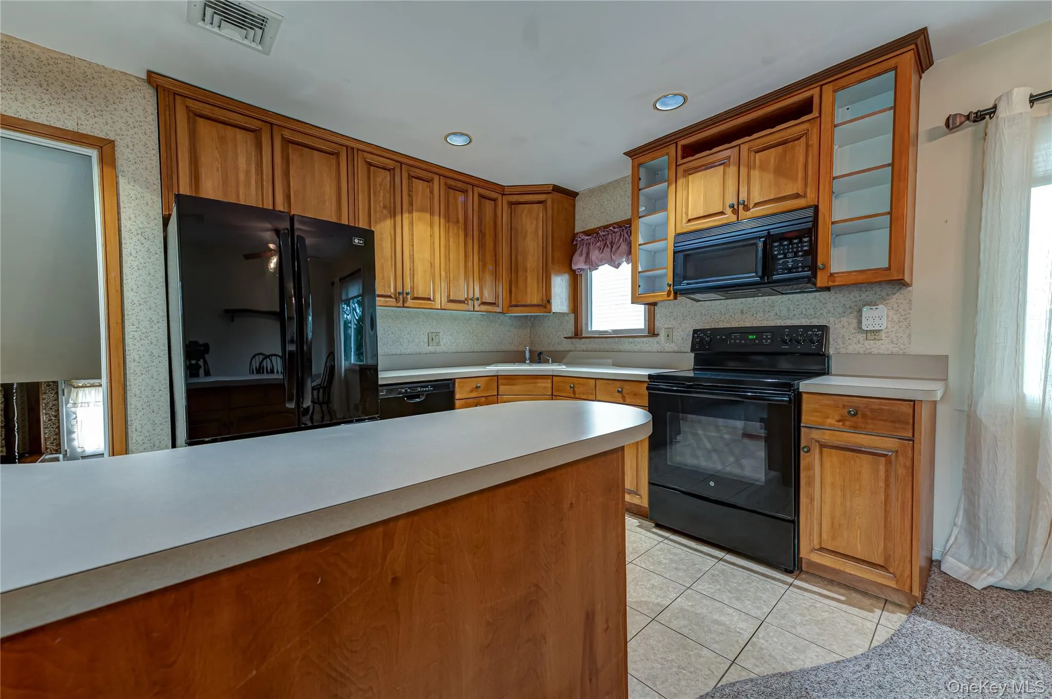 14 Westmoreland Road, Oyster Bay, NY, 3 Bedrooms Bedrooms, 7 Rooms Rooms,2 BathroomsBathrooms,Residential,For Rent,Westmoreland,0,1040731 14 Westmoreland Road, Oyster Bay, NY, 3 Bedrooms Bedrooms, 7 Rooms Rooms,2 BathroomsBathrooms,Residential,For Rent,Westmoreland,0,1040731