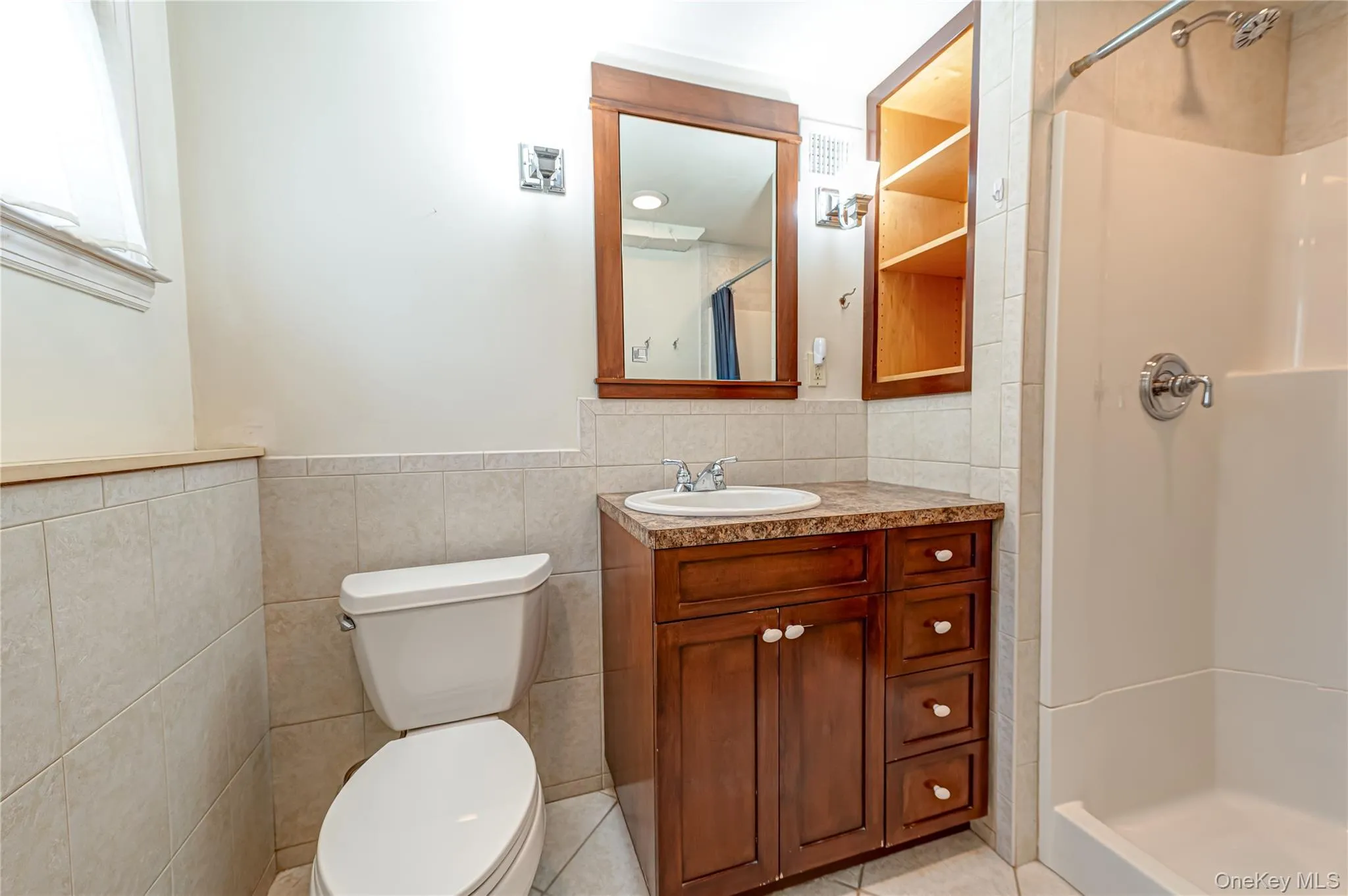 14 Westmoreland Road, Oyster Bay, NY, 3 Bedrooms Bedrooms, 7 Rooms Rooms,2 BathroomsBathrooms,Residential,For Rent,Westmoreland,0,1040731 14 Westmoreland Road, Oyster Bay, NY, 3 Bedrooms Bedrooms, 7 Rooms Rooms,2 BathroomsBathrooms,Residential,For Rent,Westmoreland,0,1040731