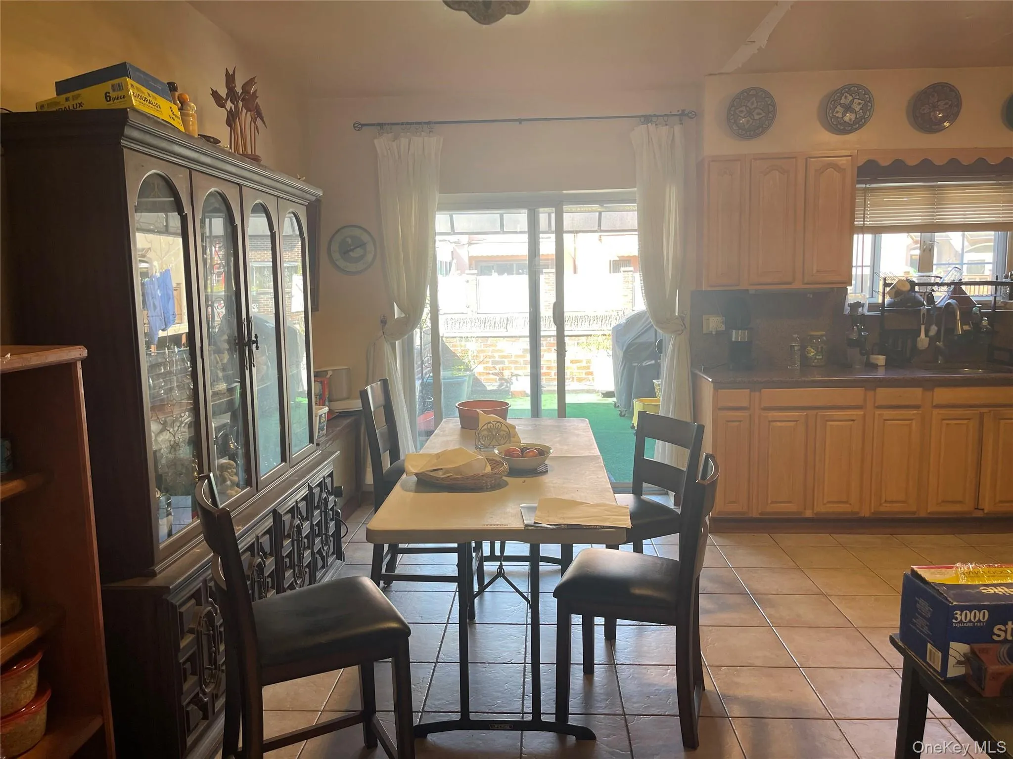 6166 78th Street, New York, NY, 3 Bedrooms Bedrooms, 7 Rooms Rooms,2 BathroomsBathrooms,Residential,For Rent,78th,0,1040734 6166 78th Street, New York, NY, 3 Bedrooms Bedrooms, 7 Rooms Rooms,2 BathroomsBathrooms,Residential,For Rent,78th,0,1040734
