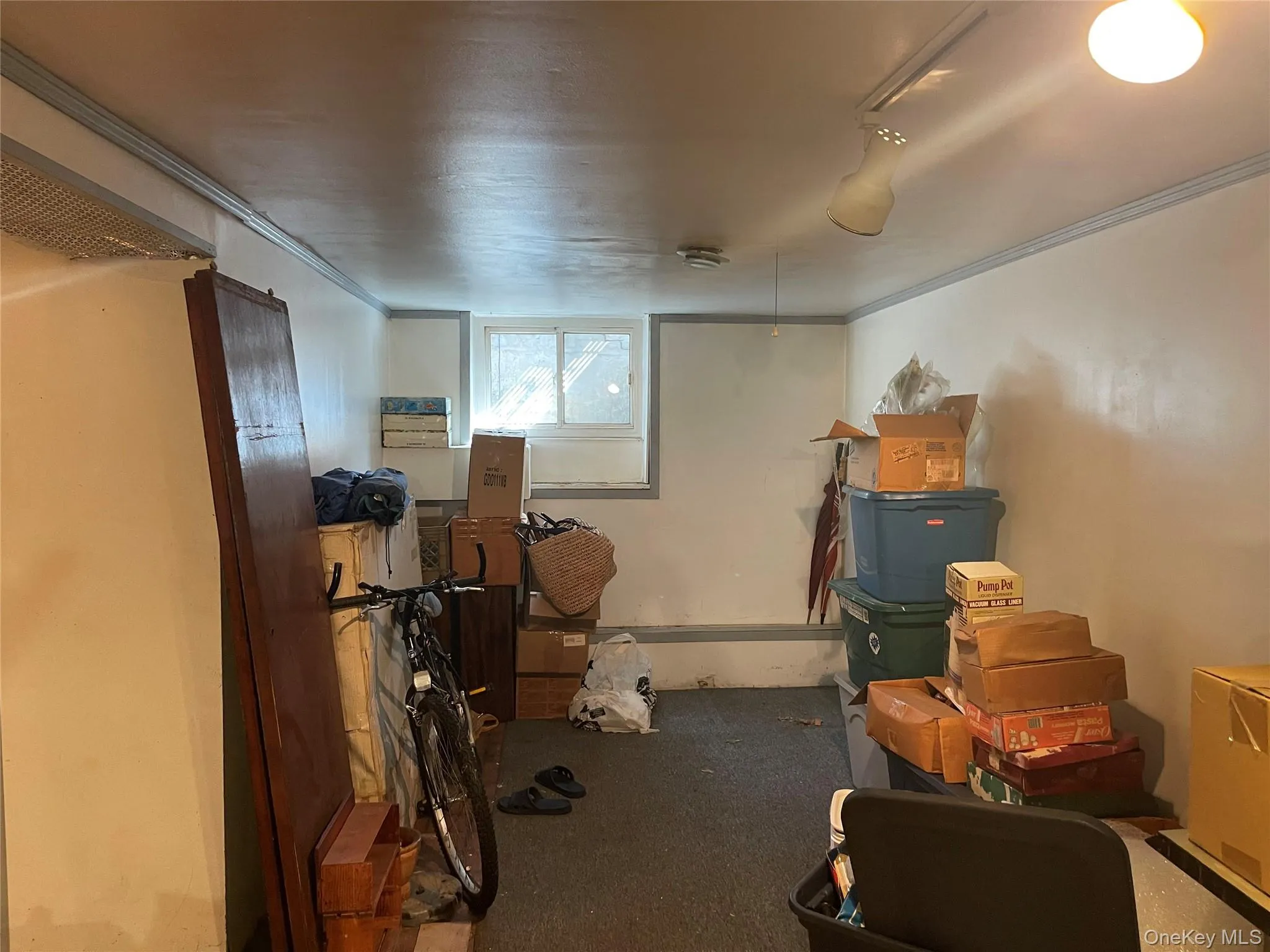 6166 78th Street, New York, NY, 3 Bedrooms Bedrooms, 7 Rooms Rooms,2 BathroomsBathrooms,Residential,For Rent,78th,0,1040734 6166 78th Street, New York, NY, 3 Bedrooms Bedrooms, 7 Rooms Rooms,2 BathroomsBathrooms,Residential,For Rent,78th,0,1040734