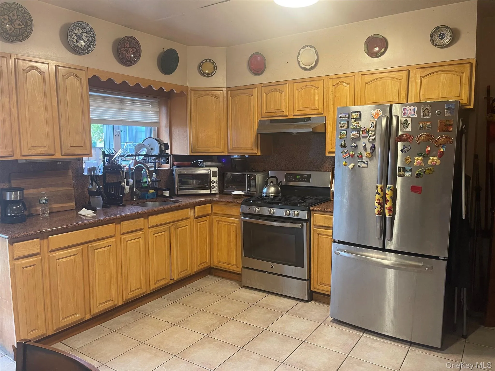 6166 78th Street, New York, NY, 3 Bedrooms Bedrooms, 7 Rooms Rooms,2 BathroomsBathrooms,Residential,For Rent,78th,0,1040734 6166 78th Street, New York, NY, 3 Bedrooms Bedrooms, 7 Rooms Rooms,2 BathroomsBathrooms,Residential,For Rent,78th,0,1040734