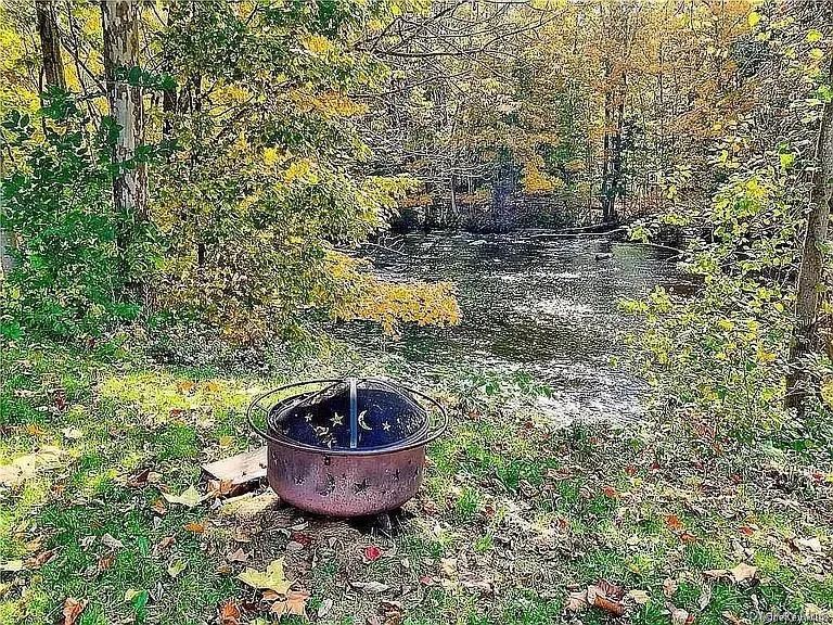 6197 State Route 42, Fallsburg, NY, 3 Bedrooms Bedrooms, 6 Rooms Rooms,2 BathroomsBathrooms,Residential,For Rent,State Route 42,0,1040738 6197 State Route 42, Fallsburg, NY, 3 Bedrooms Bedrooms, 6 Rooms Rooms,2 BathroomsBathrooms,Residential,For Rent,State Route 42,0,1040738