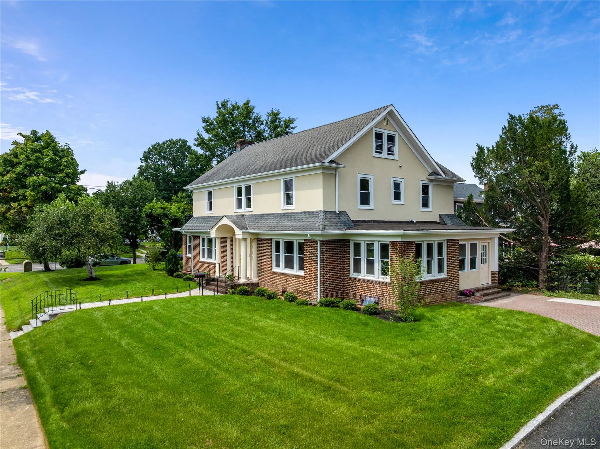 220 Pomander Road, North Hempstead, NY, 5 Bedrooms Bedrooms, 10 Rooms Rooms,2 BathroomsBathrooms,Residential,For Rent,Pomander,0,1040739 220 Pomander Road, North Hempstead, NY, 5 Bedrooms Bedrooms, 10 Rooms Rooms,2 BathroomsBathrooms,Residential,For Rent,Pomander,0,1040739